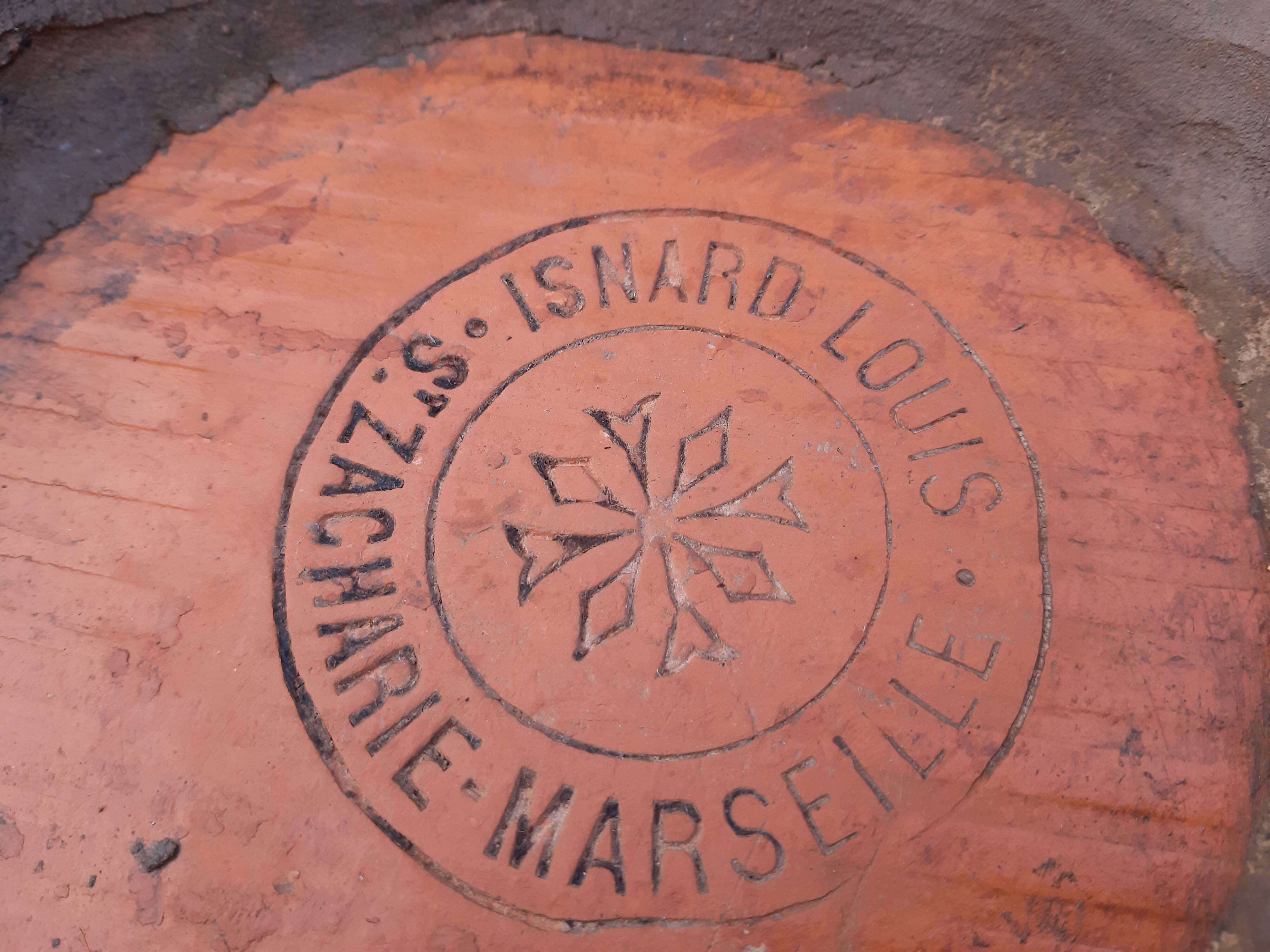 Umbrella door in Terracotta 19th Isnard Louis St Zacharie Marseille