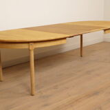 Vintage Oval Dining Table | Oak | Extendable | 3 Extension Leaves