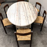 Grande table de salle à manger ovale en marbre Arabescato Rosso italien – années 1970, sculpture sur pierre