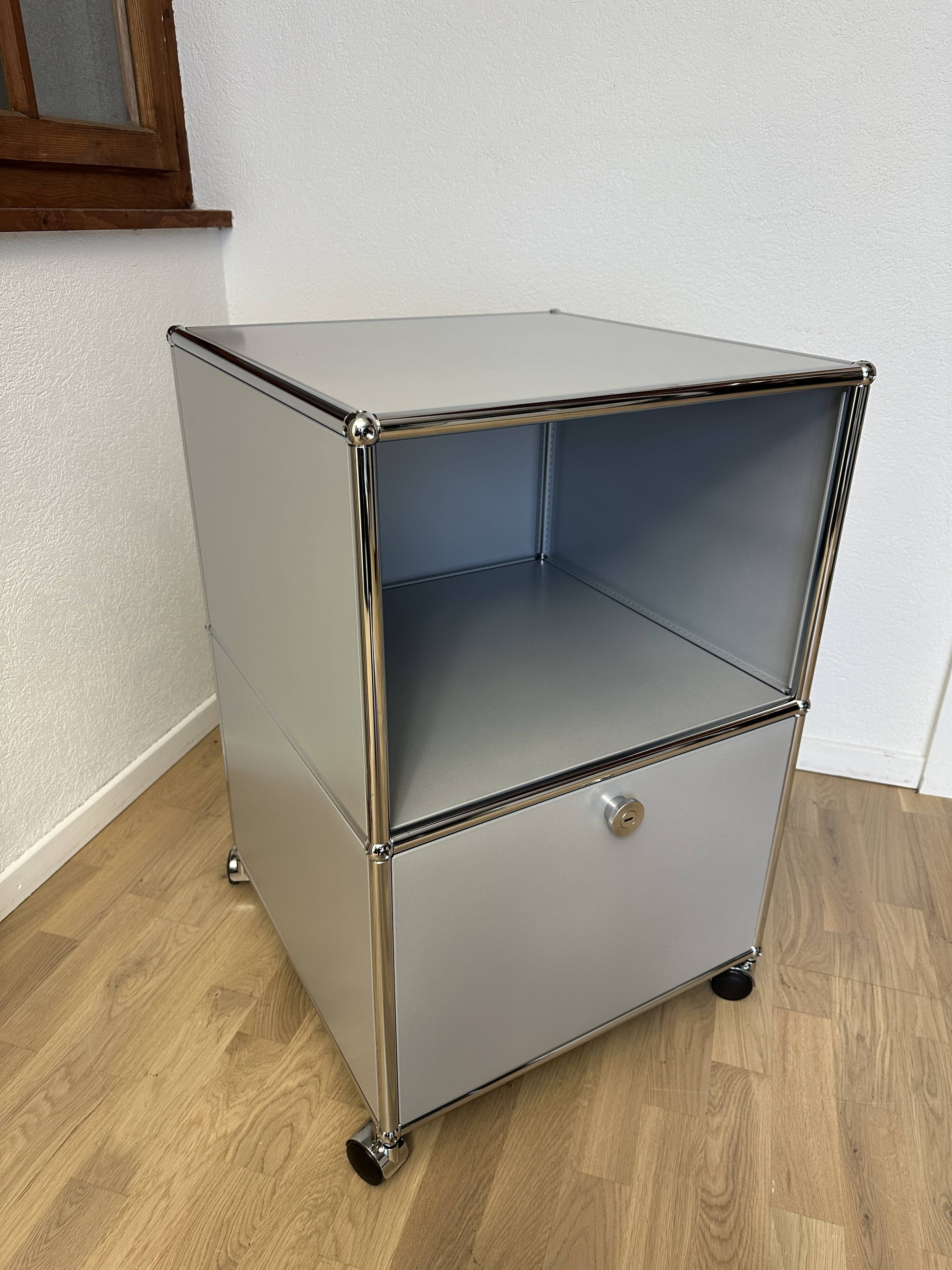 USM Haller Commode in Matte Silver
