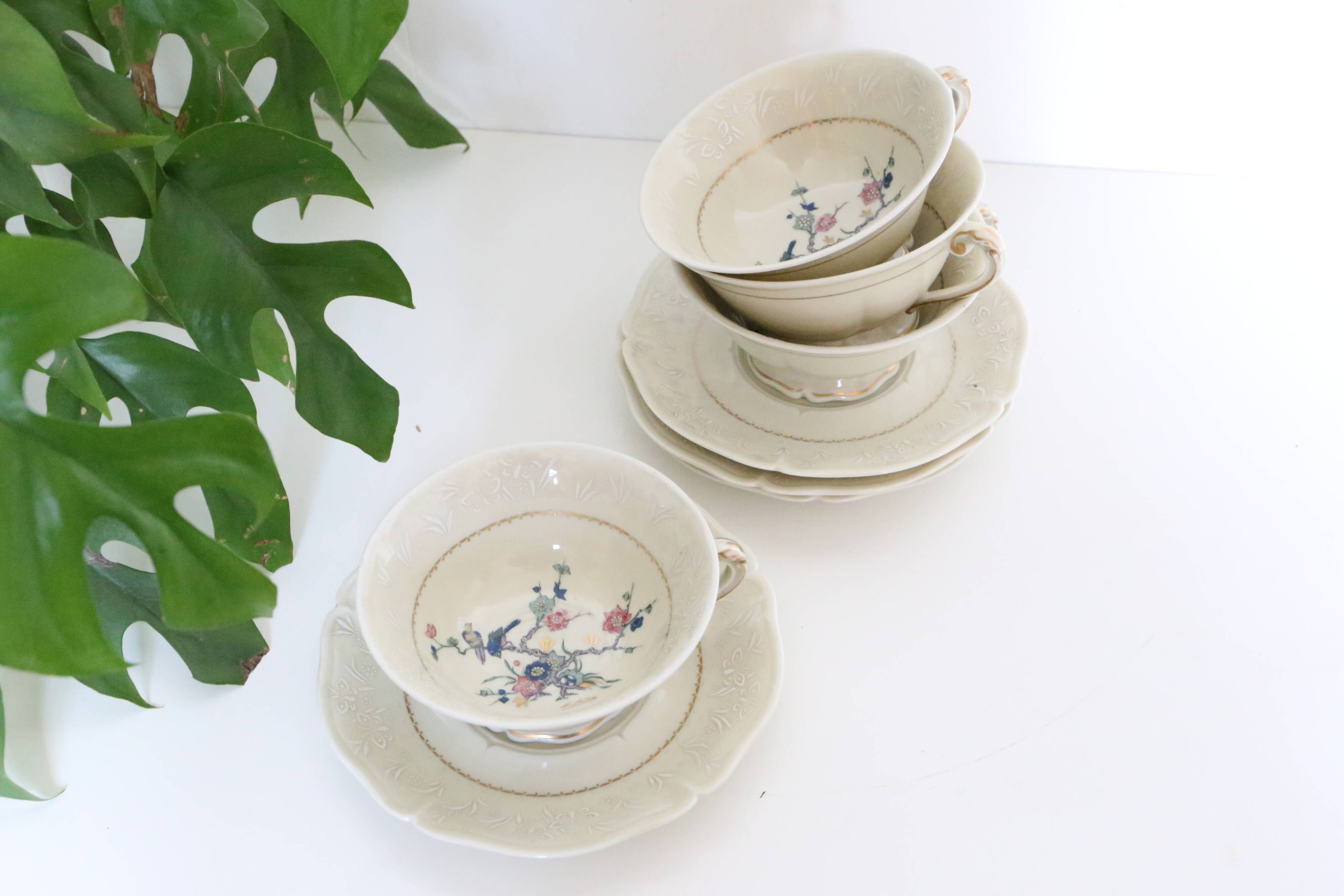 Set of 4 tea cups, porcelain Old Royal Factory of Limoges, Vintage
