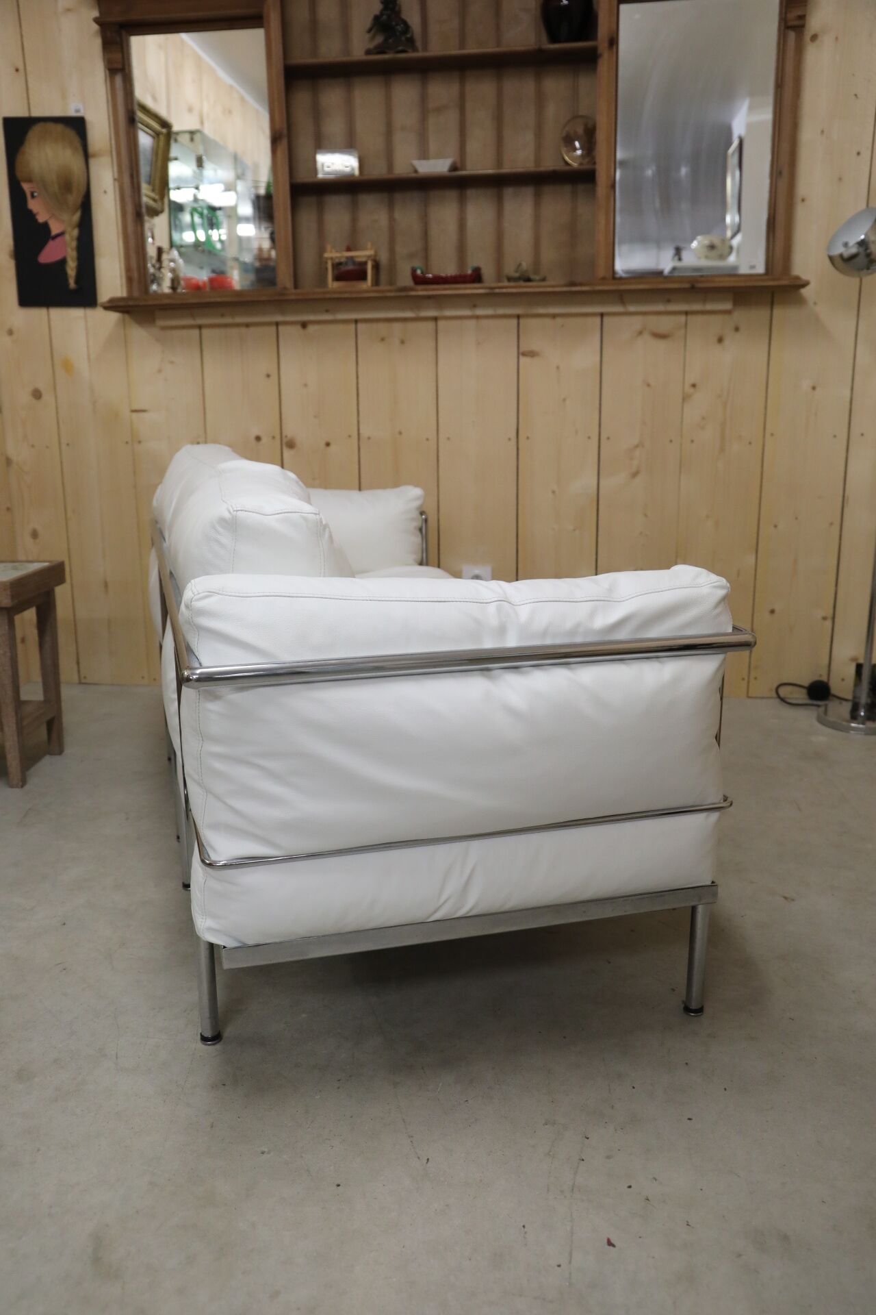 LC3 sofa by Le Corbusier, chrome and white leather