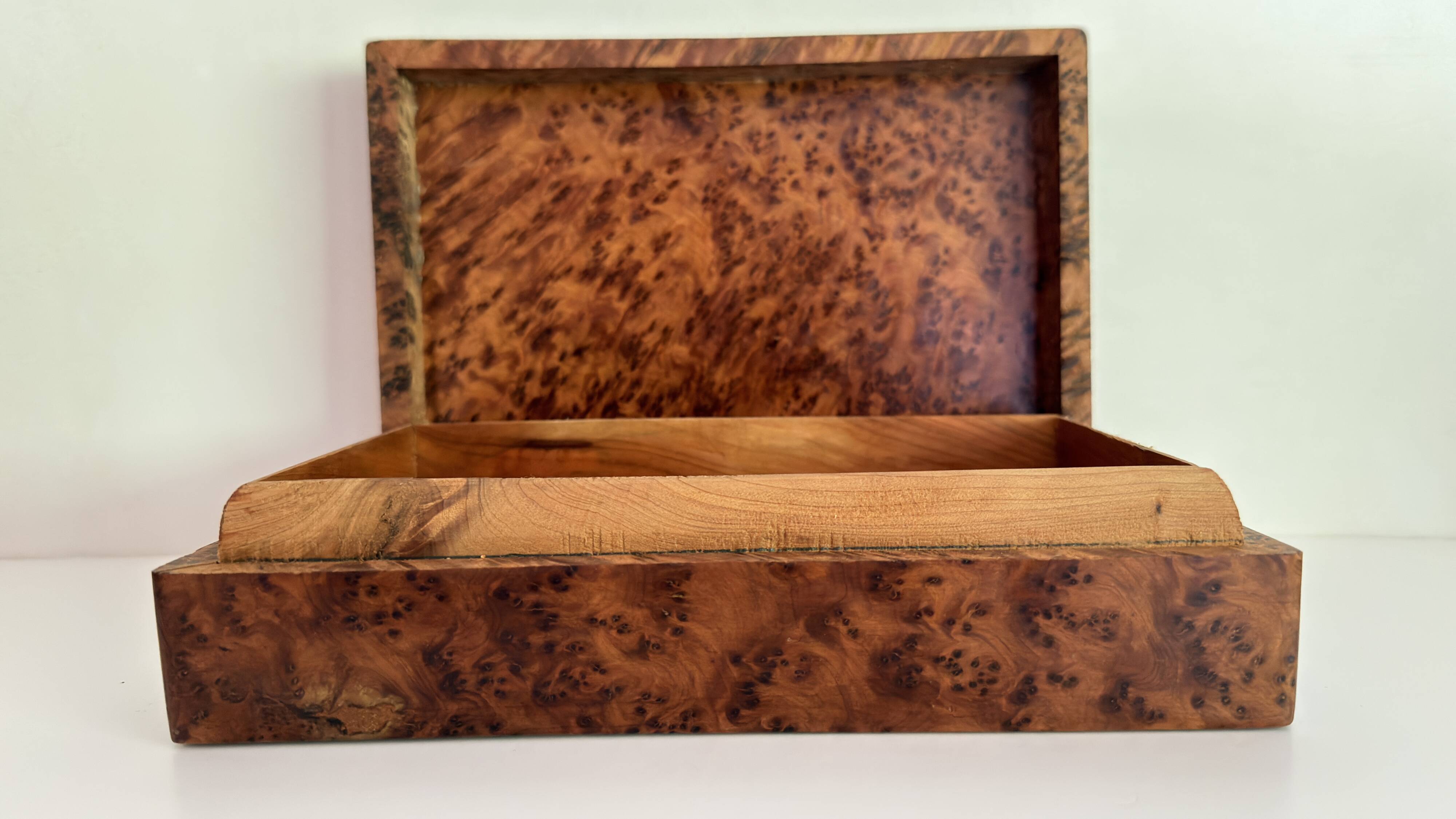 Coffret bois - Loupe de thuya