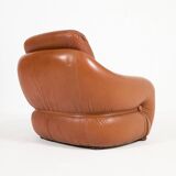 Sculptural Italian design leather lounge chair from 1960’s
