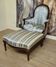 Méridienne, chaise longue style Louis XVI en noyer avec repose-pieds, XIXème s.