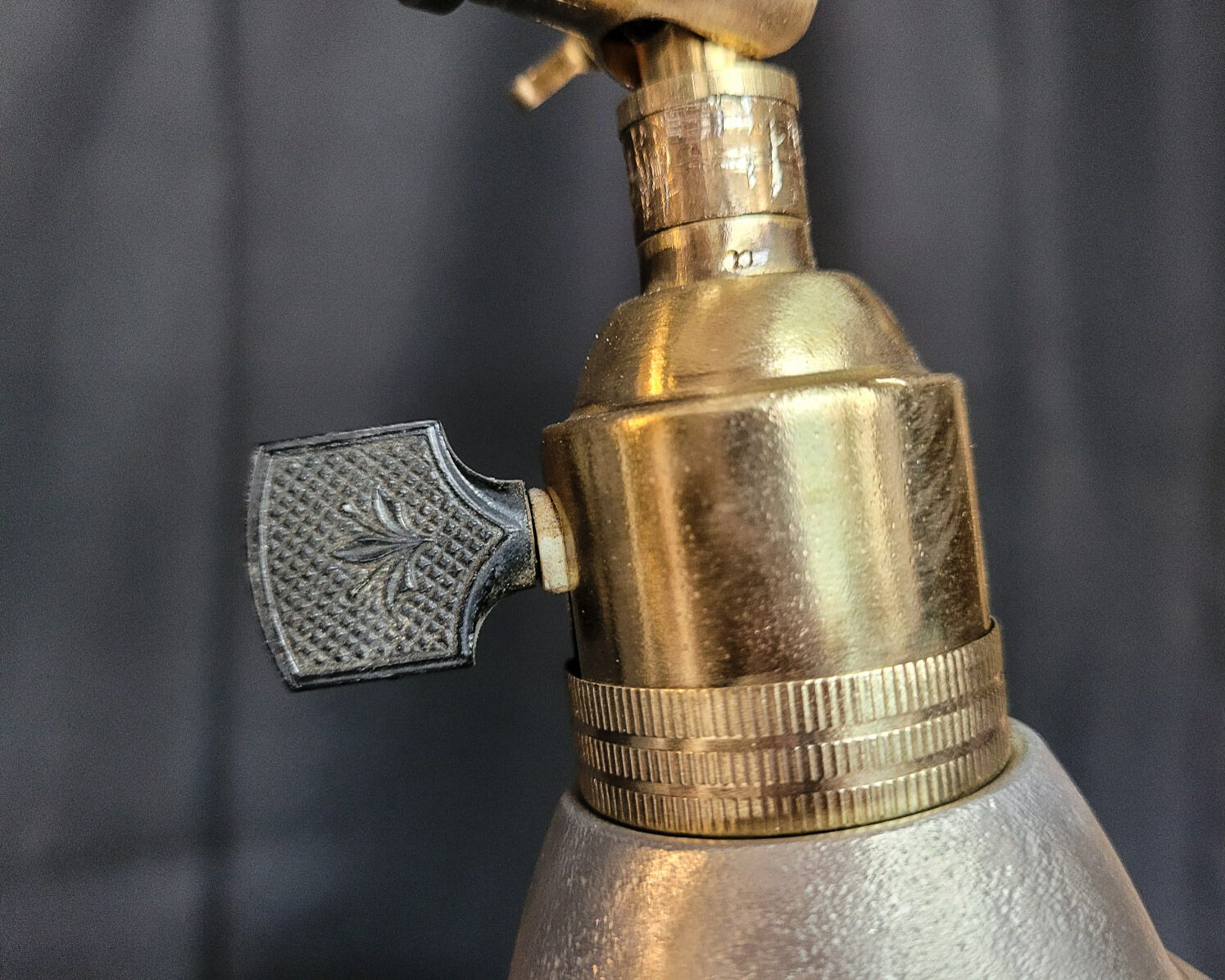 Lampe articulée Lefebvre
