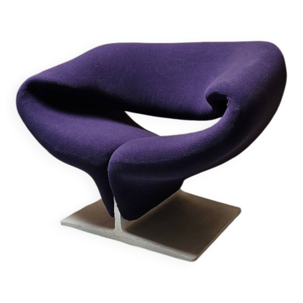Chaise Artifort Ribbon conçue par Pierre Paulin en 1960
