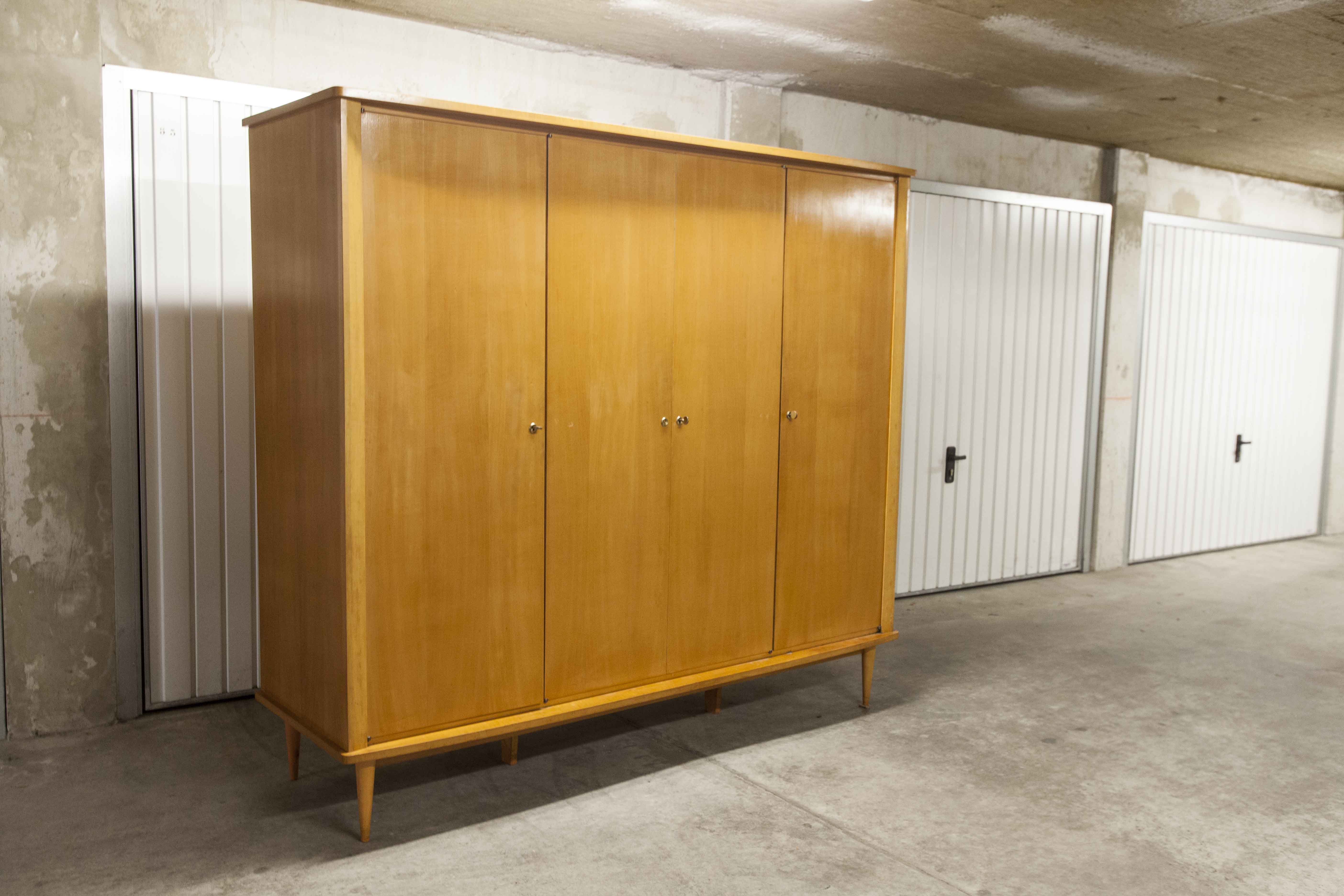 Scandinavian wardrobe 1960 honey color 4 doors L 205 cm