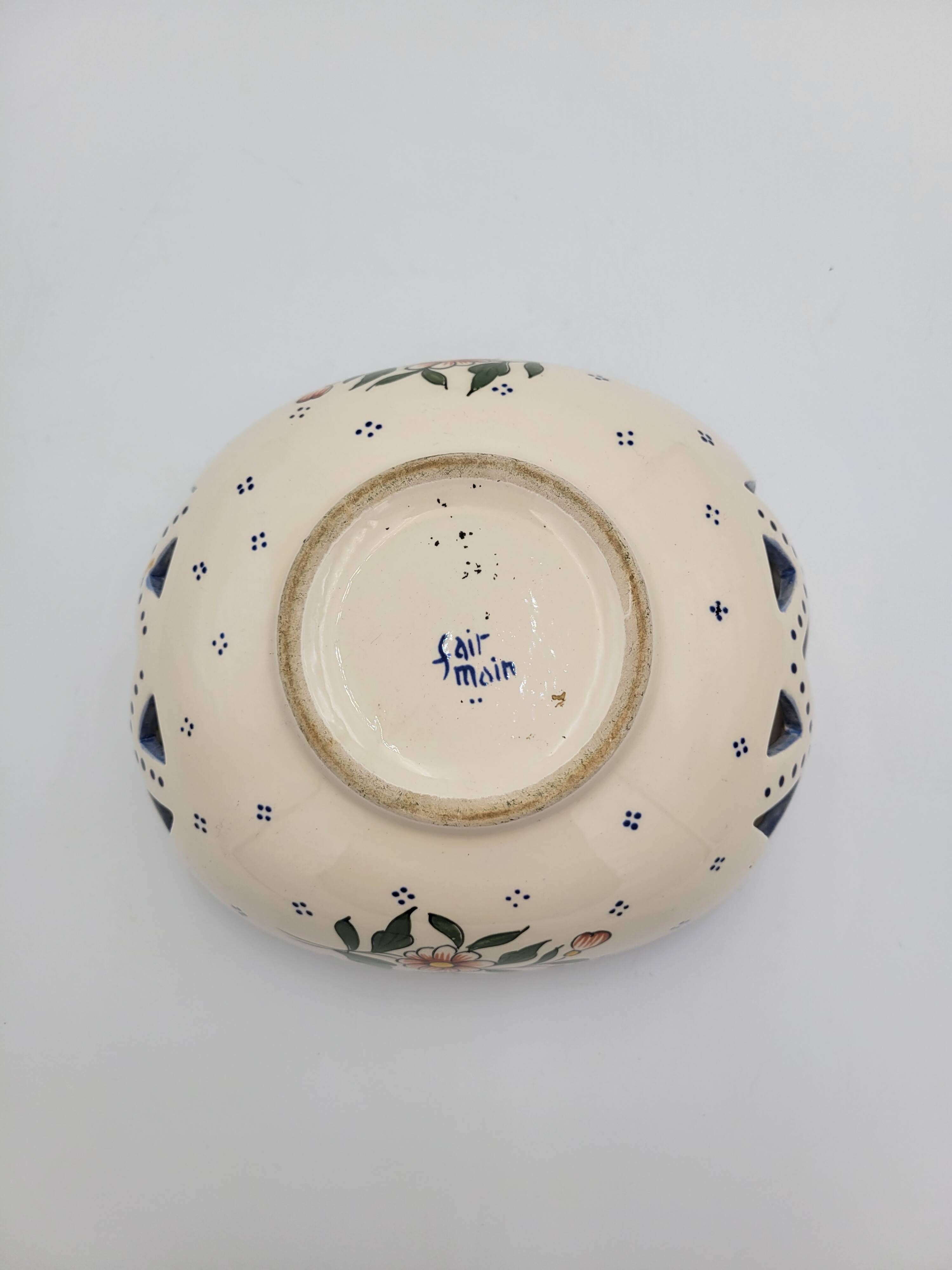 Pierced cup in Rouen earthenware