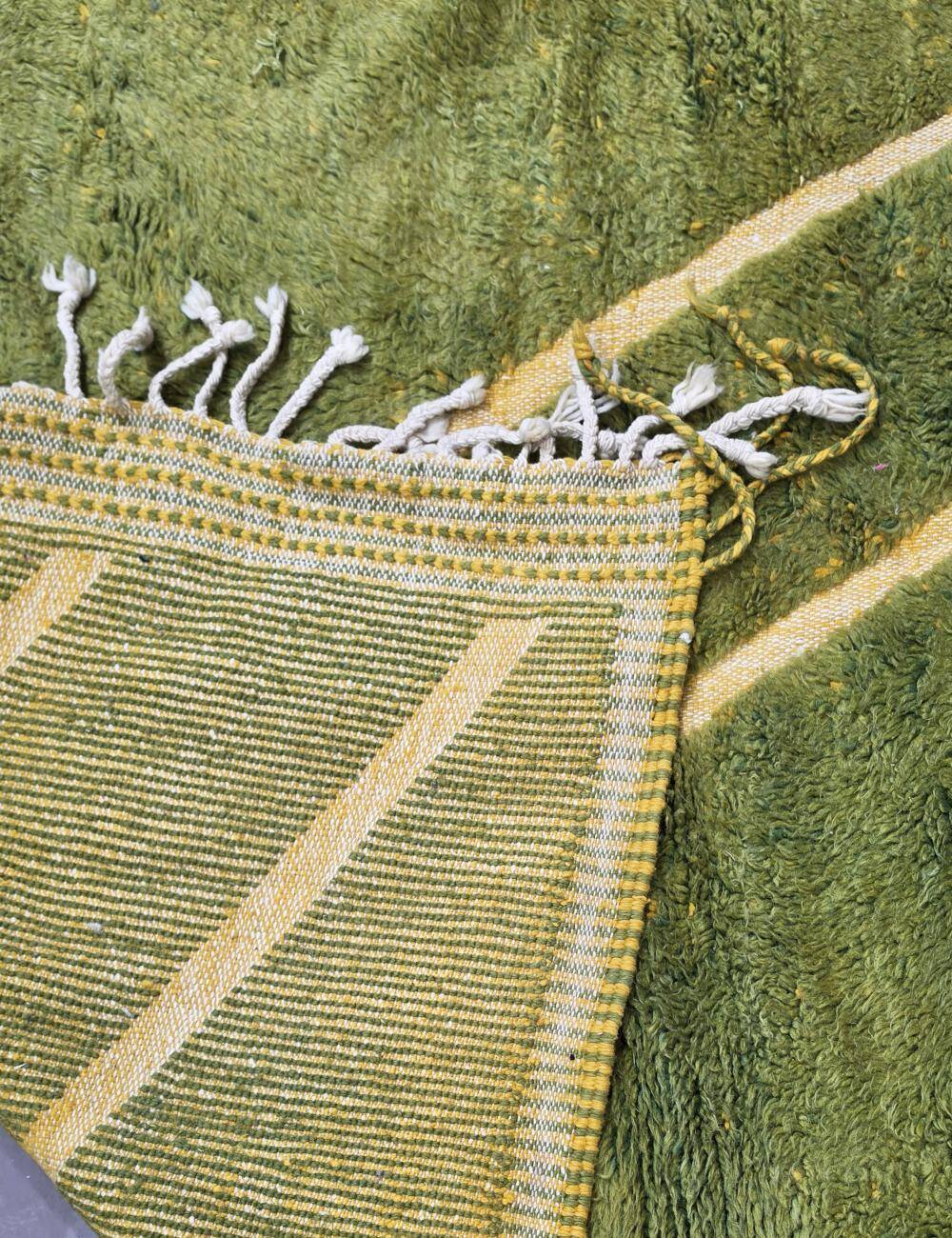 Green Beni Ouarain Rug - 416 x 320 cm