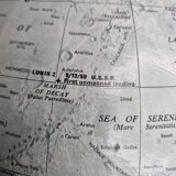 Vintage lunar globe made in u.s.a., 30 cm on base