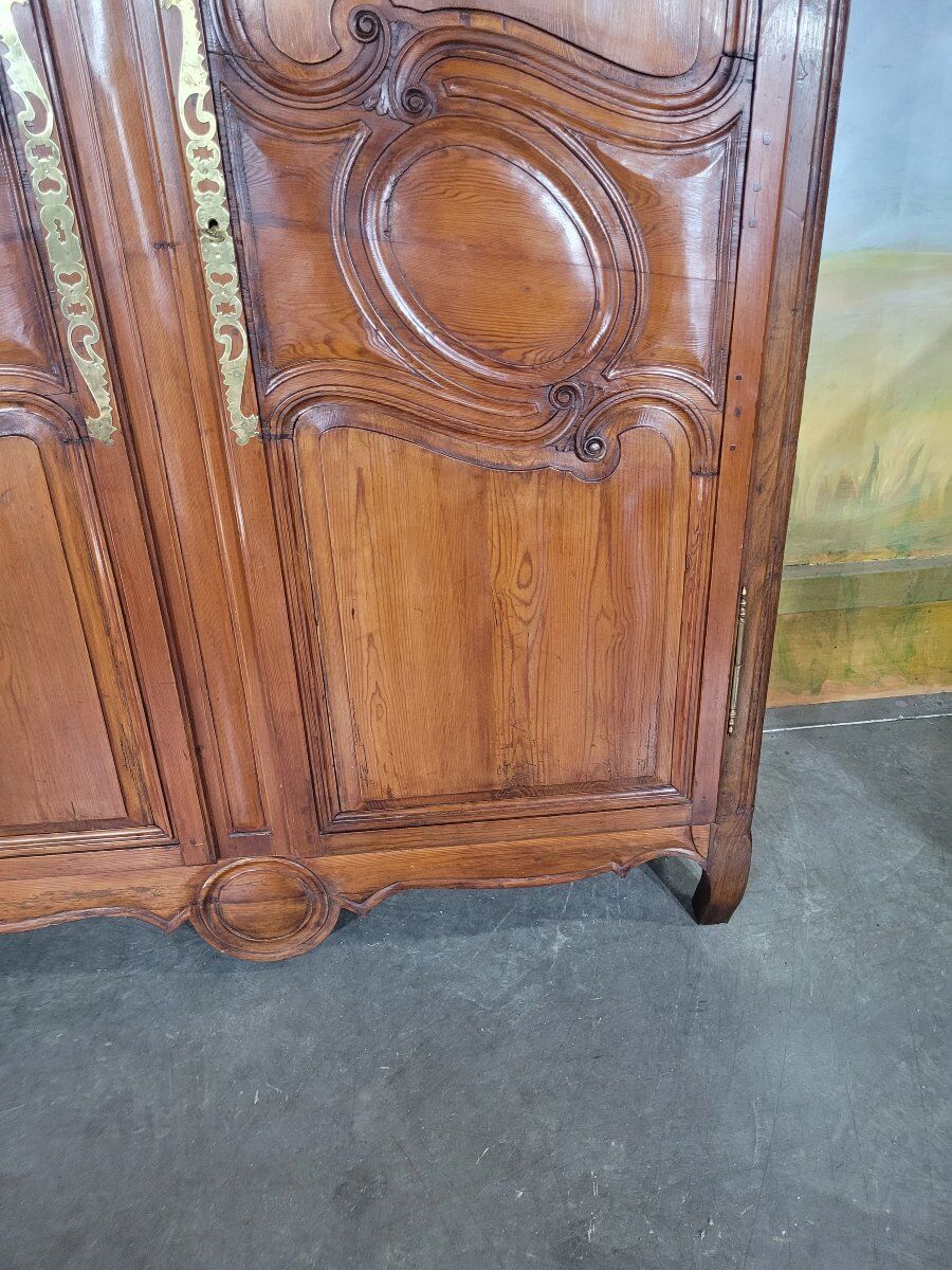 Mountain wardrobe in fir from the 19th century