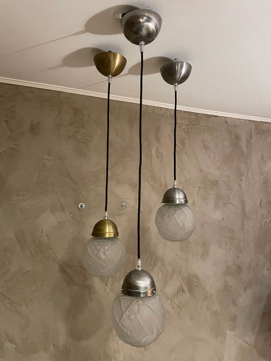 Art deco pendant lamps