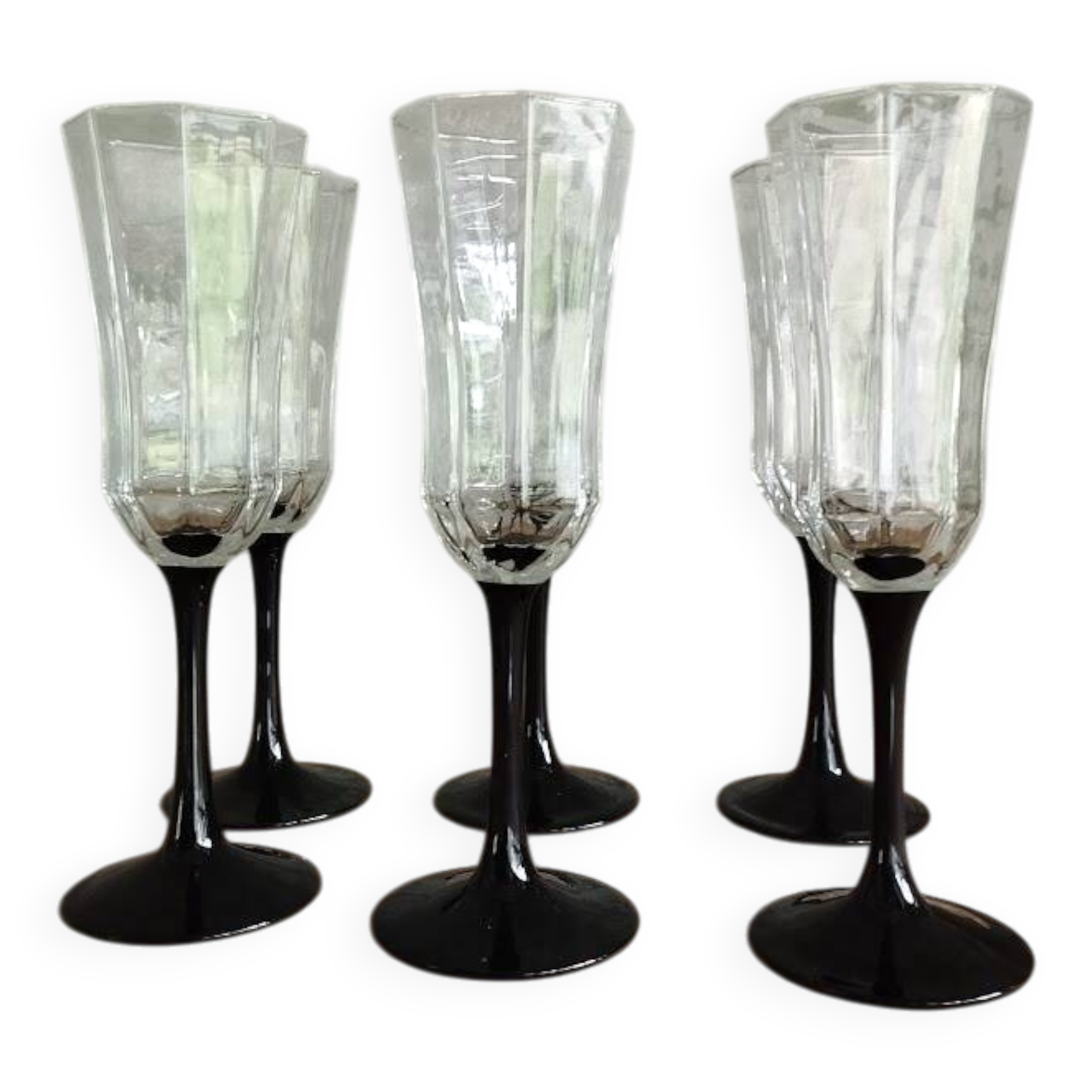 Set of 6 Arcoroc flutes with black stems – 1970s design