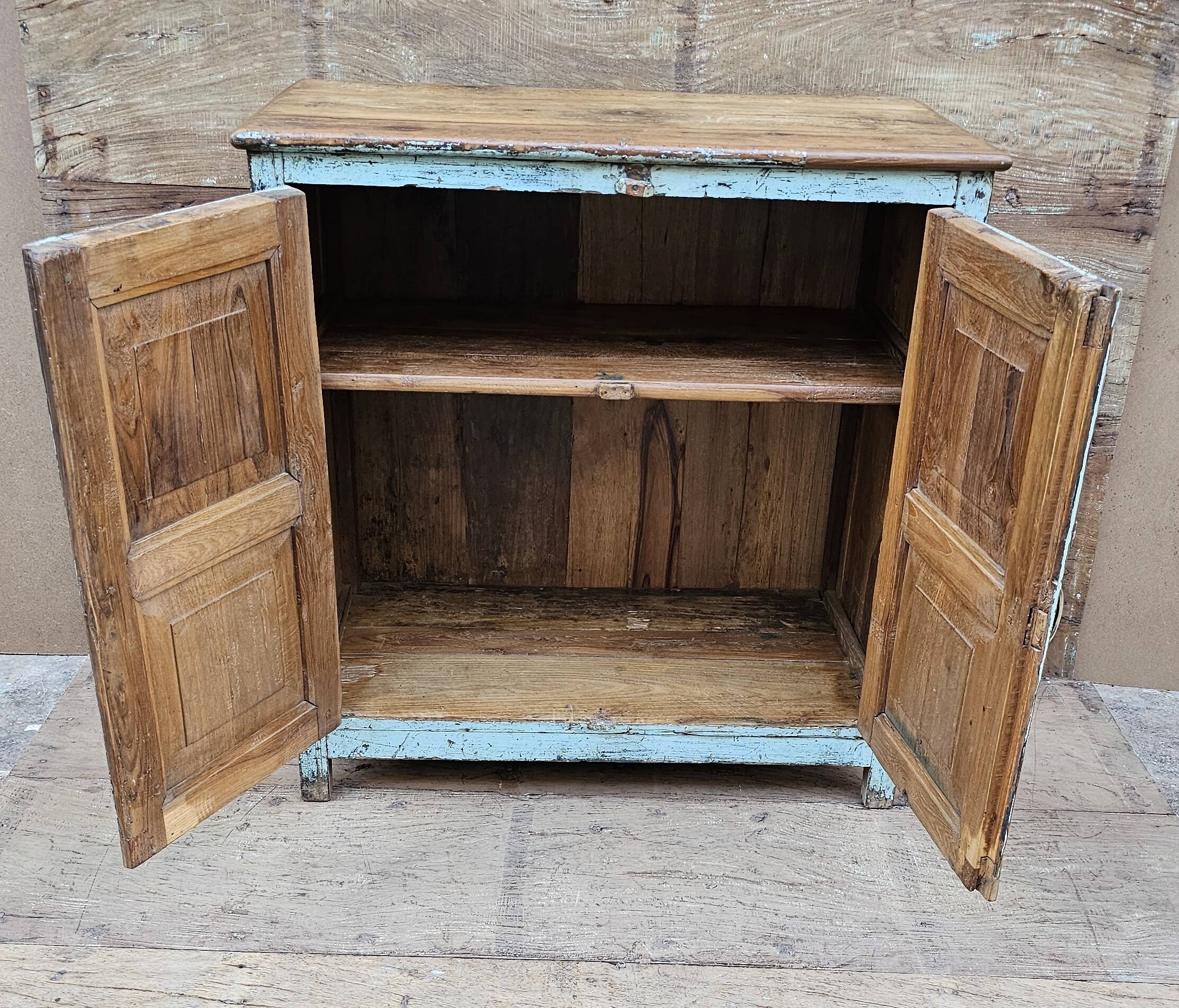 Ancien buffet en teck birman