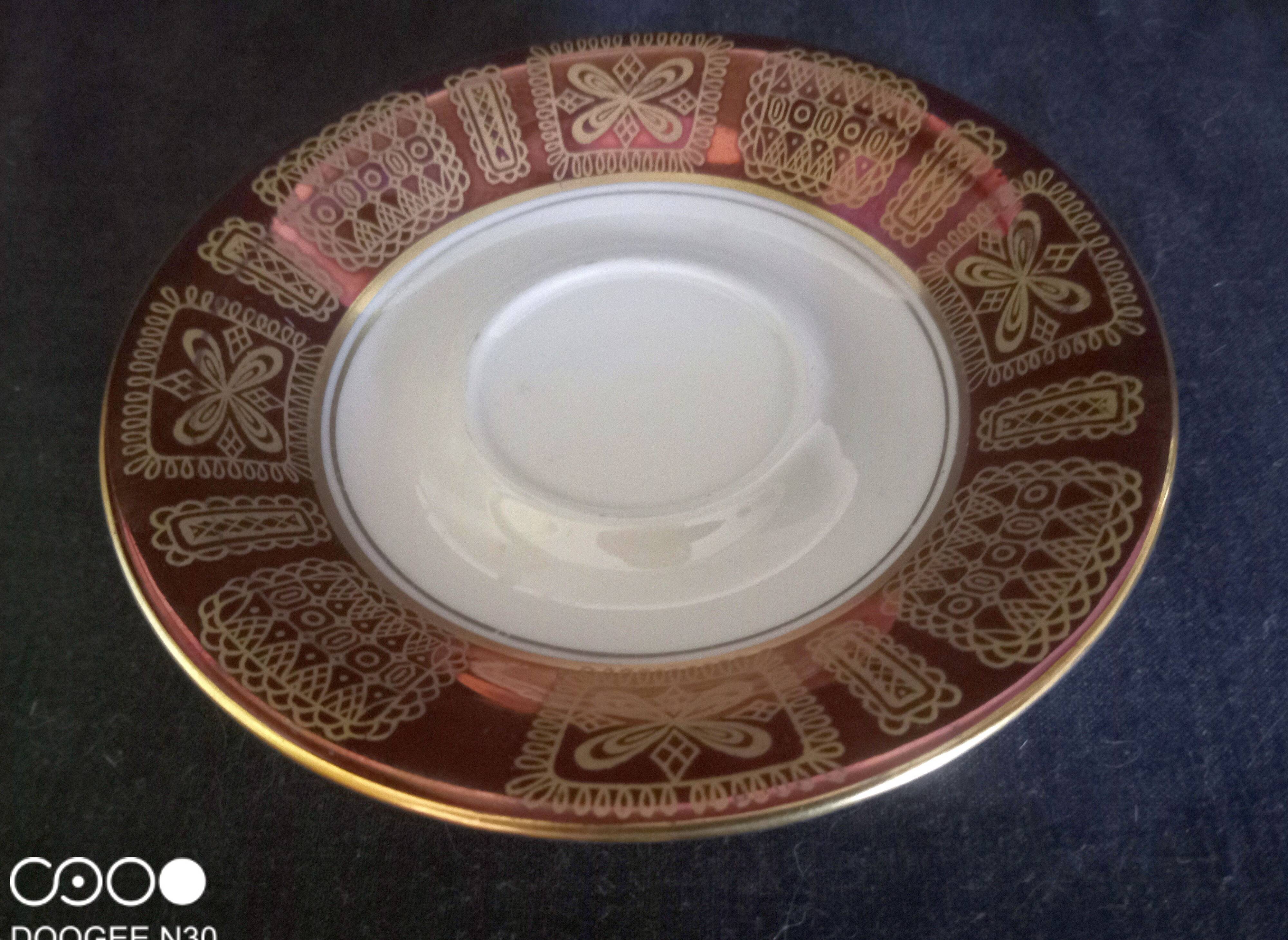 German Waldershof Bavaria porcelain coffee service, handmade decoration in 22 Carat gold