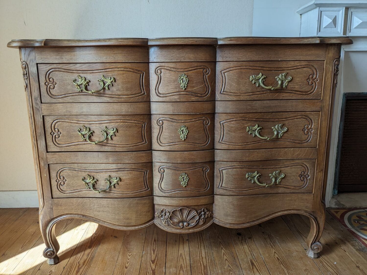 Louis XV style crossbow chest of drawers