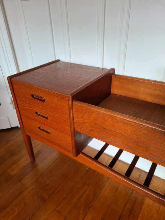 Scandinavian teak planter by Arne Wahl Iversen