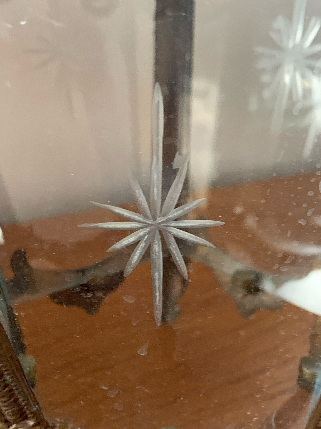 Bronze lantern chandelier