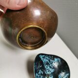 Set of candlesticks. Made of copper and blue/black enamel. From Danish Meka (1951 - 1989)