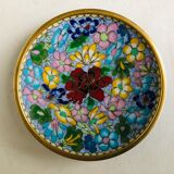 Set of three partitioned enamel cups