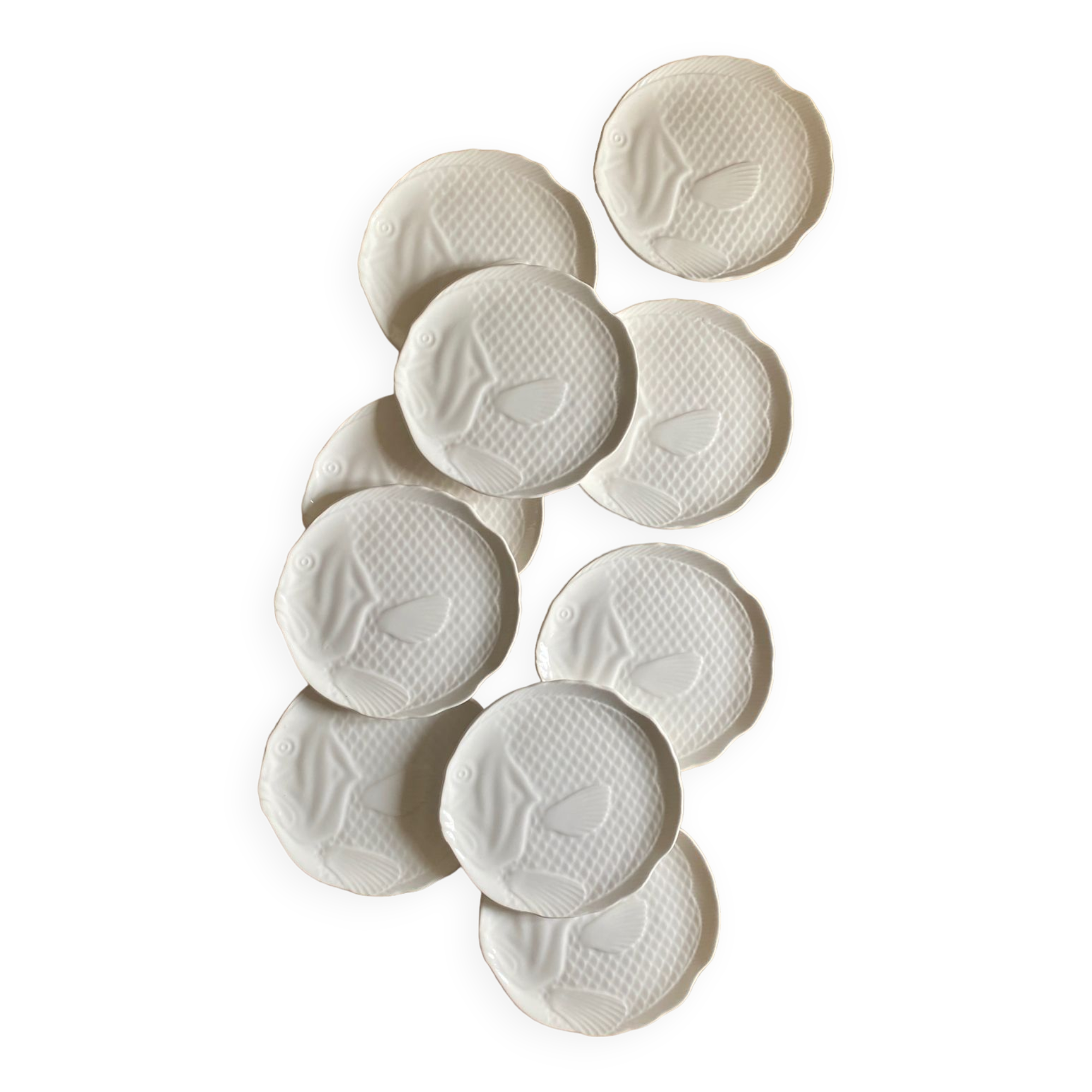 Set of 10 vintage flat plates in the shape of Salins fish