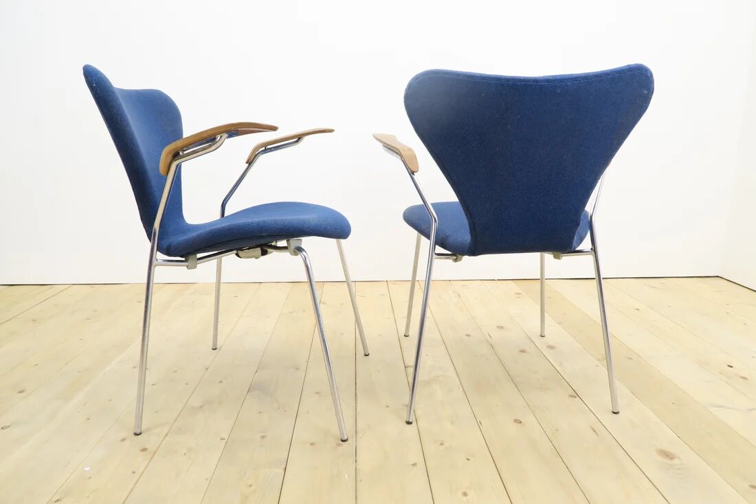 Paire de chaises Arne Jacobsen, années 1970