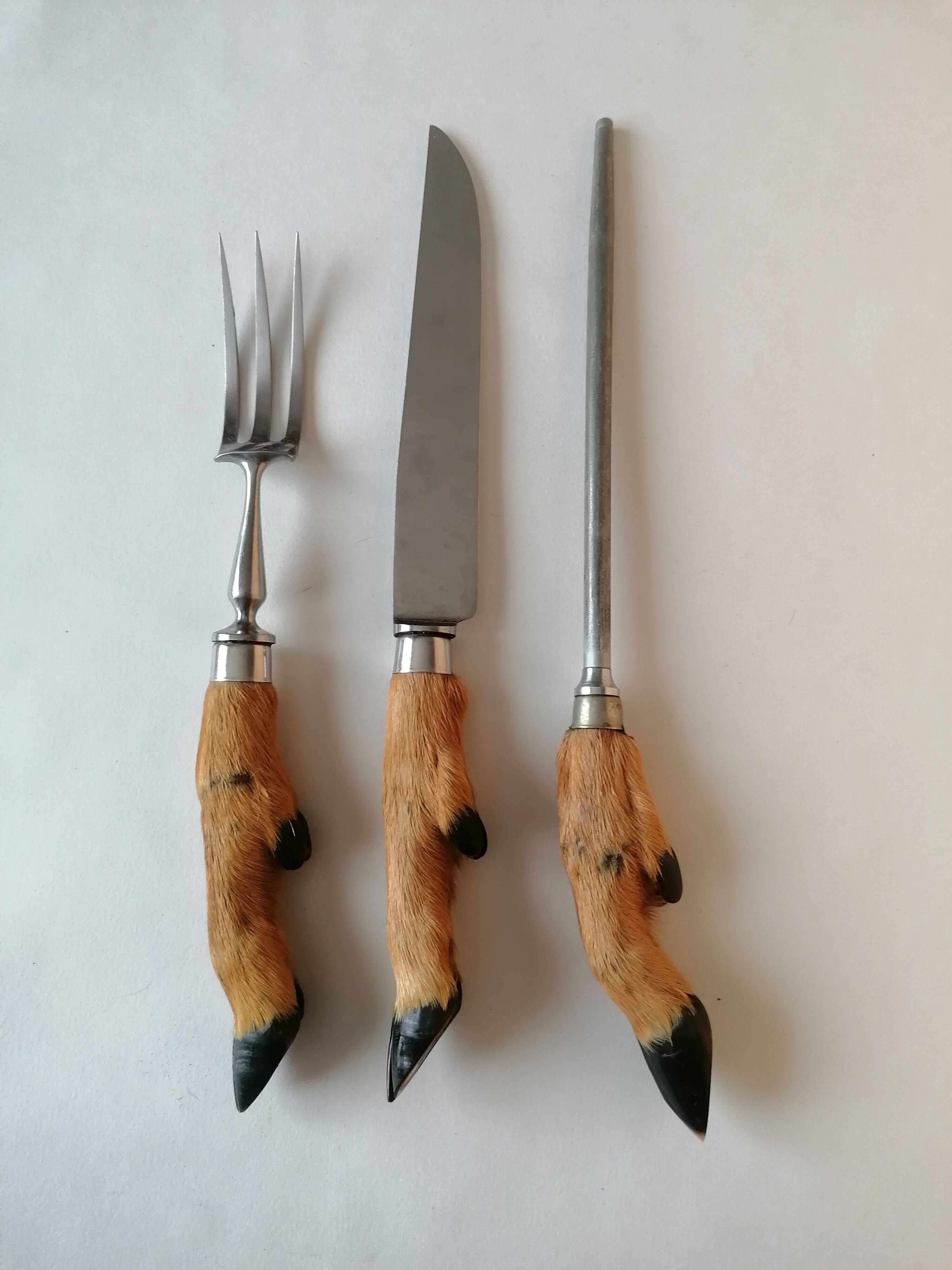 Couverts de service pied de biche