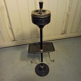 Magazine holders documents on foot ashtray