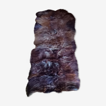 Long-haired goatskin mats