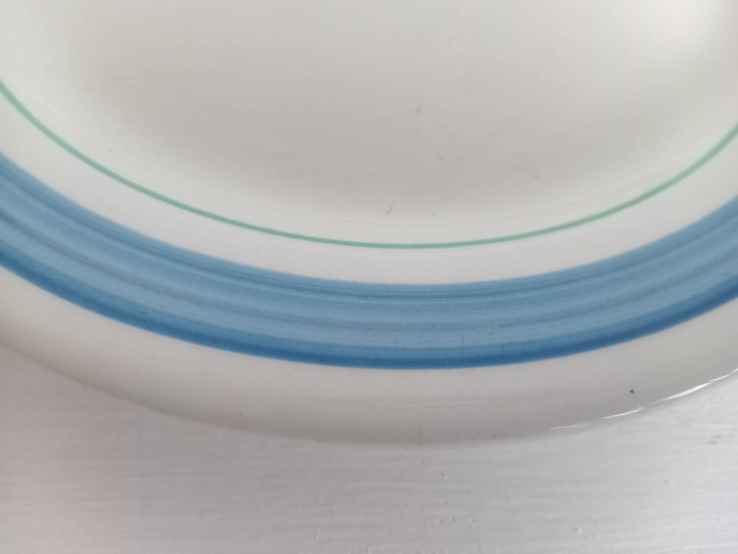 2 assiettes à dessert