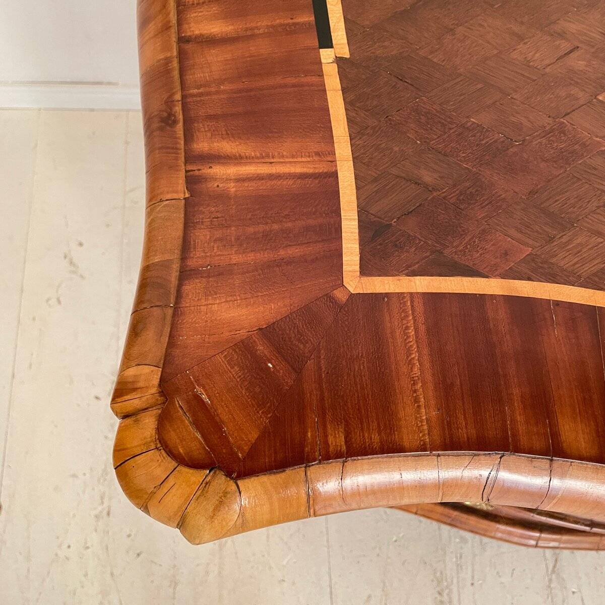 Baroque Chest of Drawers from Nussbaum and Amaranth, 1760