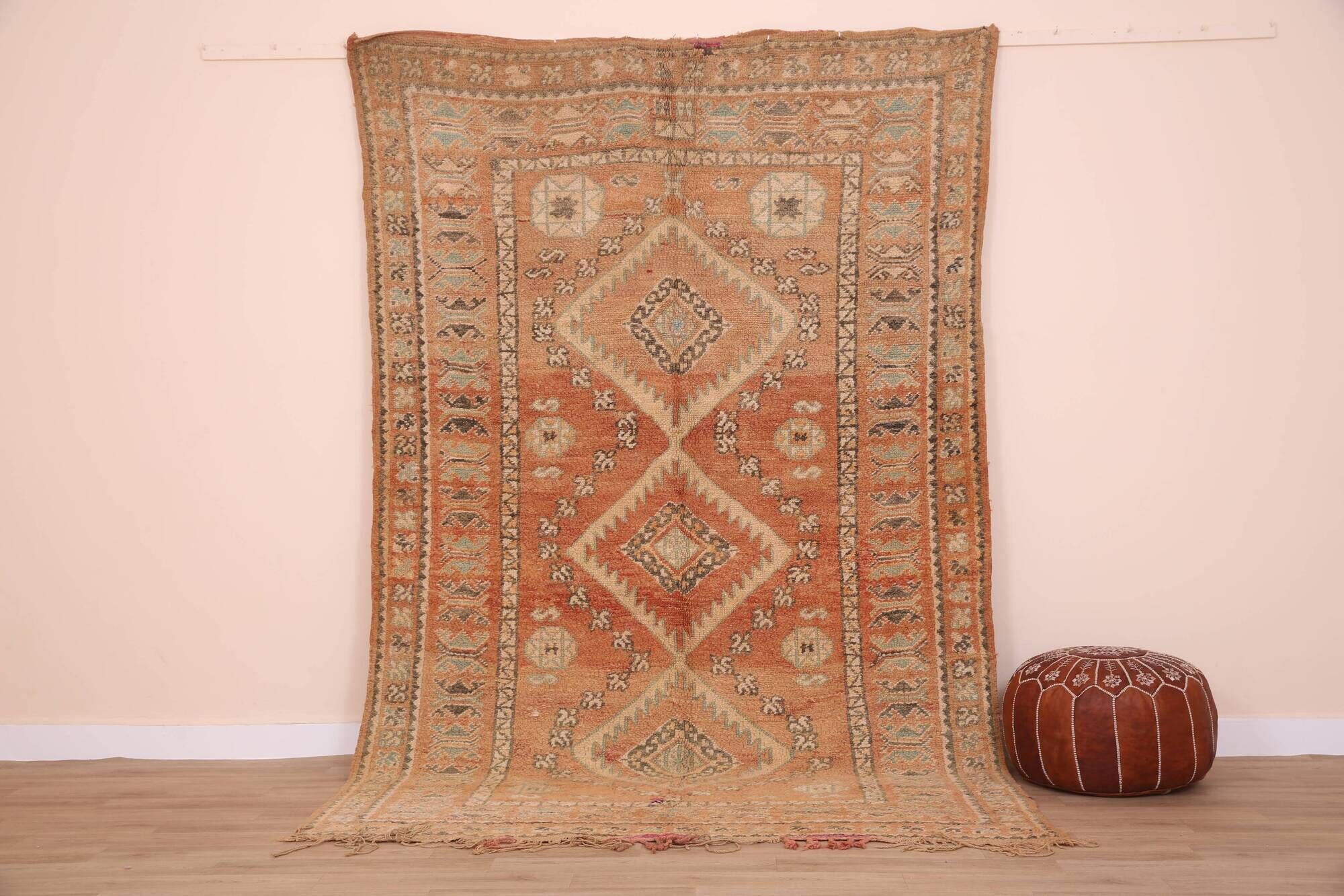 Peach Vintage Moroccan Rug 173 x 277 cm, Berber Wool Rug, Handmade Rug Boho