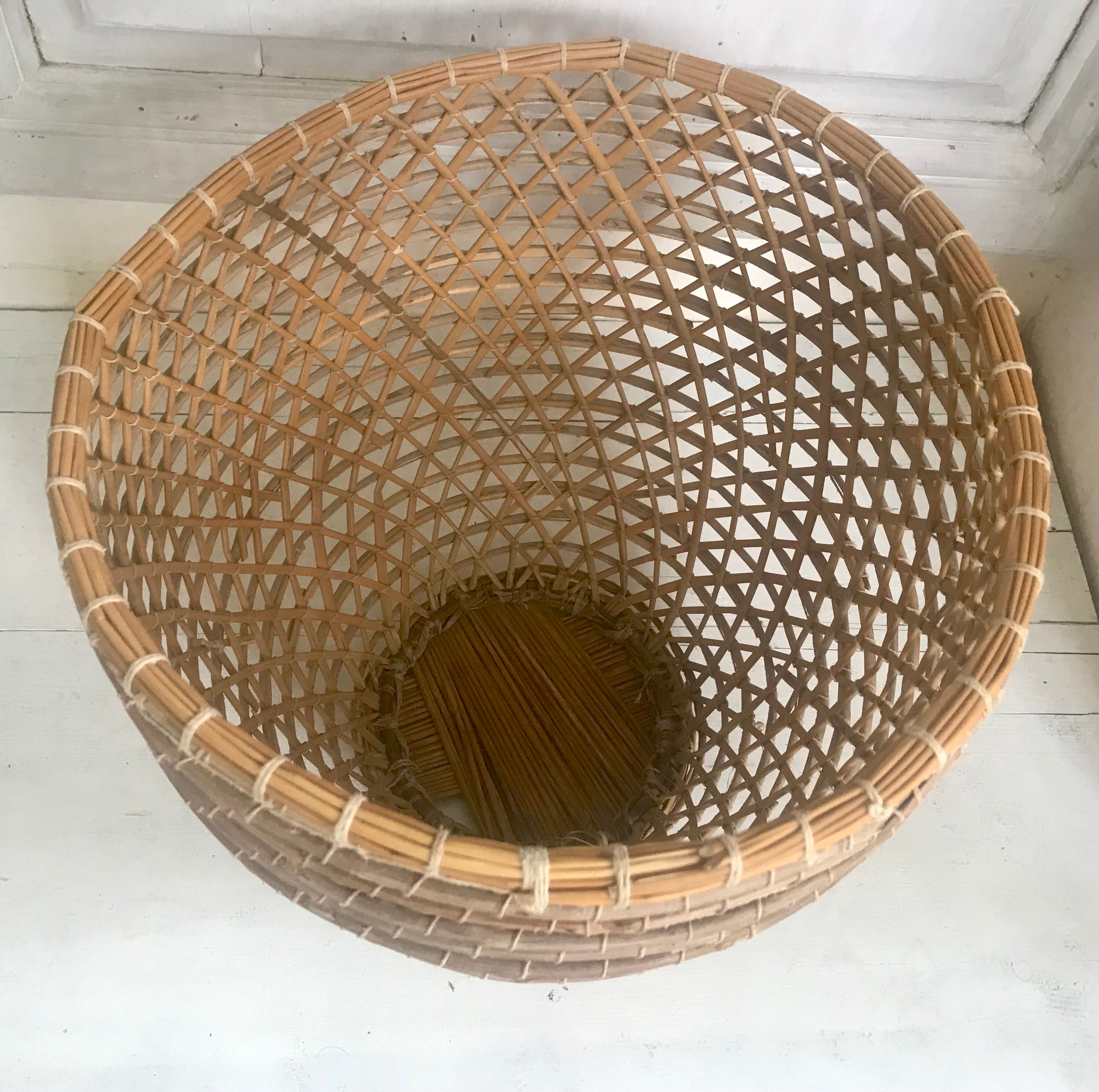 Rattan pot-pot