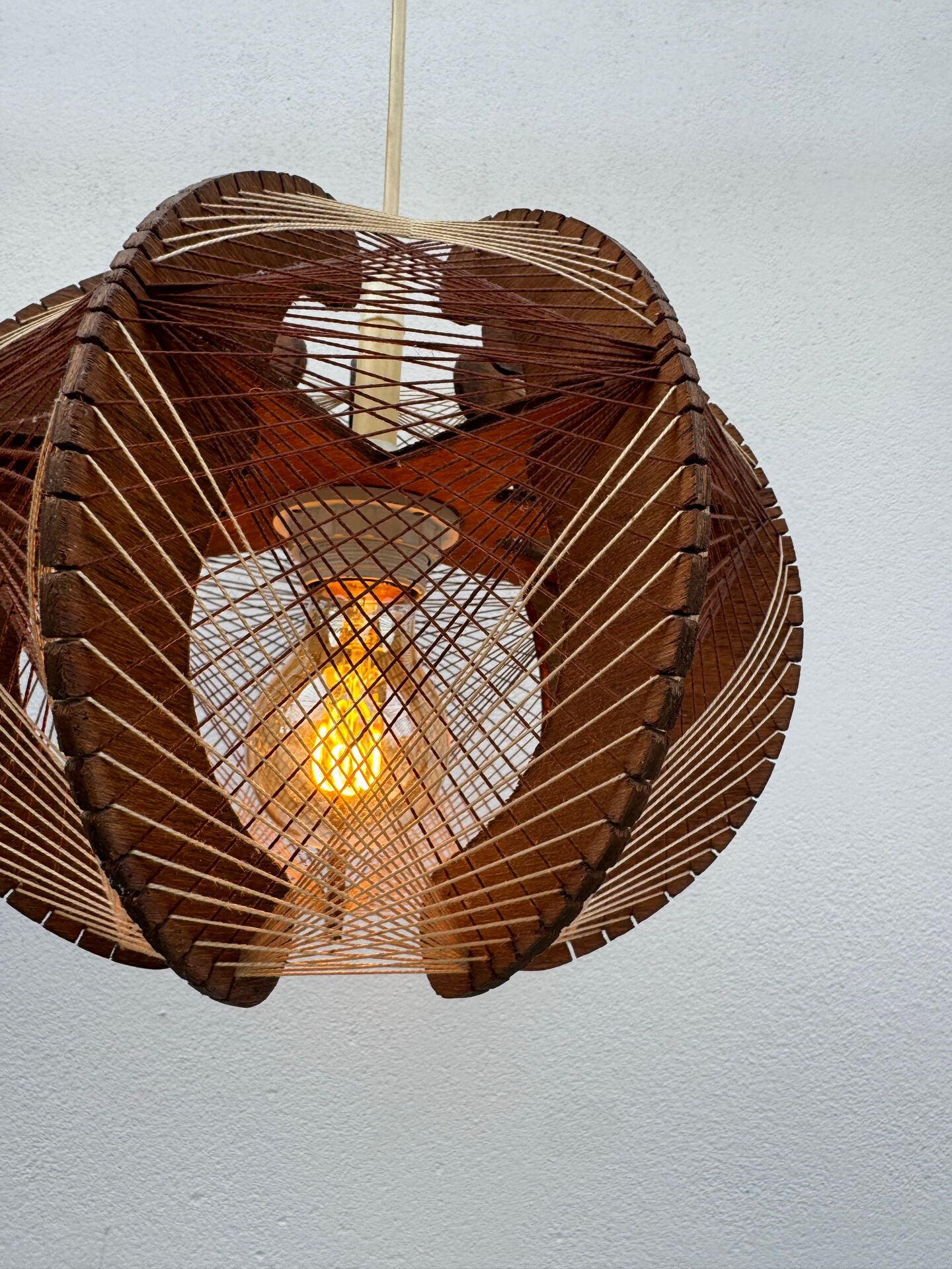1960s Scandinavian suspension style