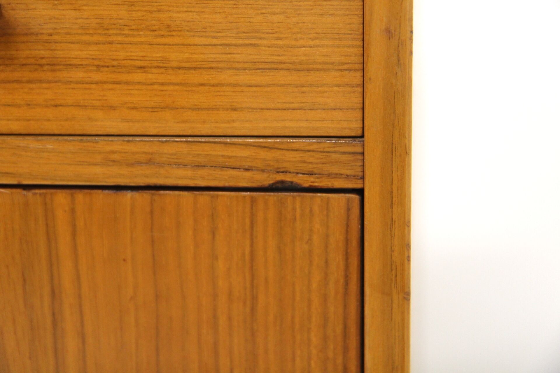 Scandinavian walnut chest of drawers, Sweden, 1960