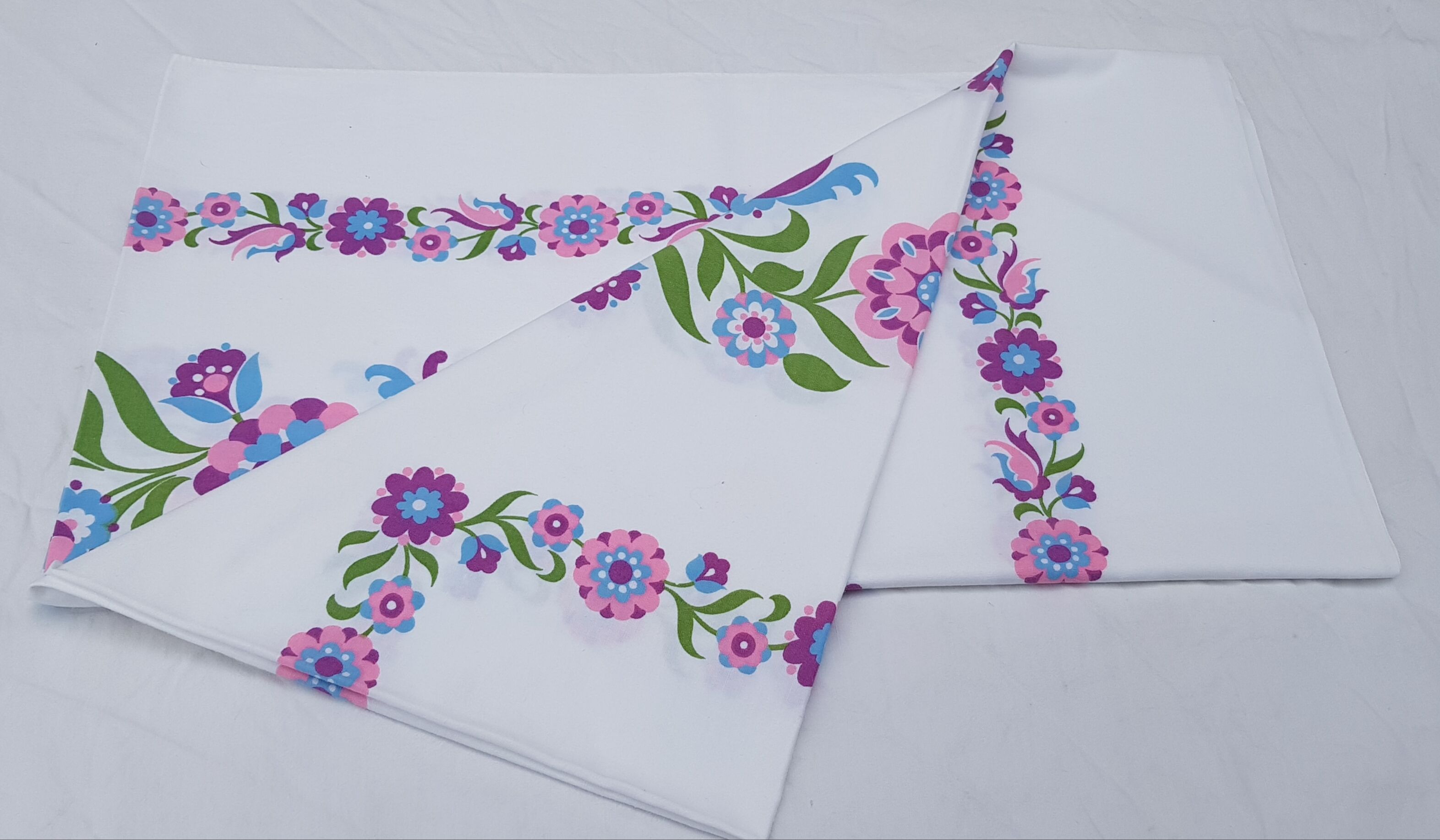 Nappe fleurie vintage