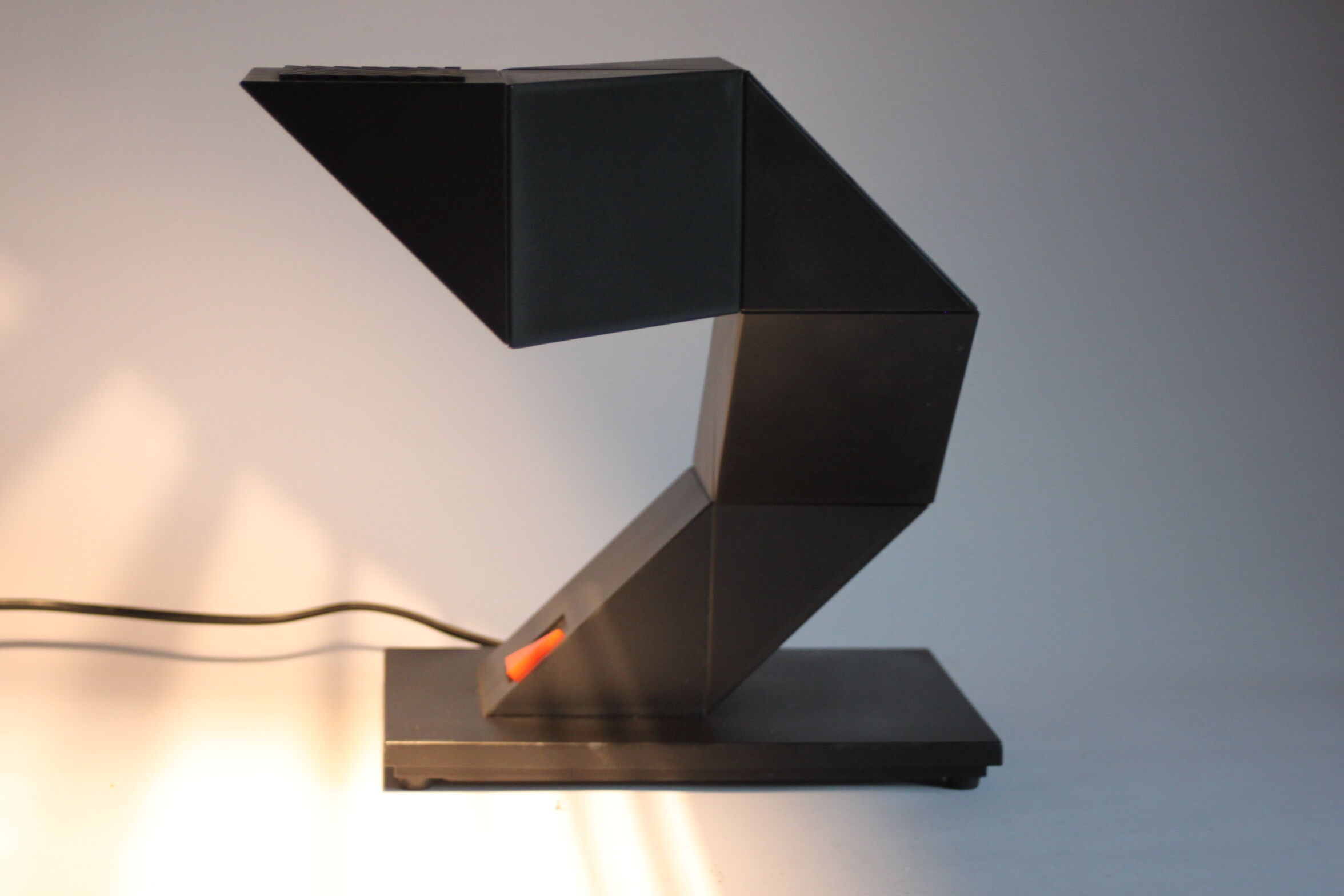 Zig Zag desk lamp by Shui Shan for Elite Lighting, 1980s
