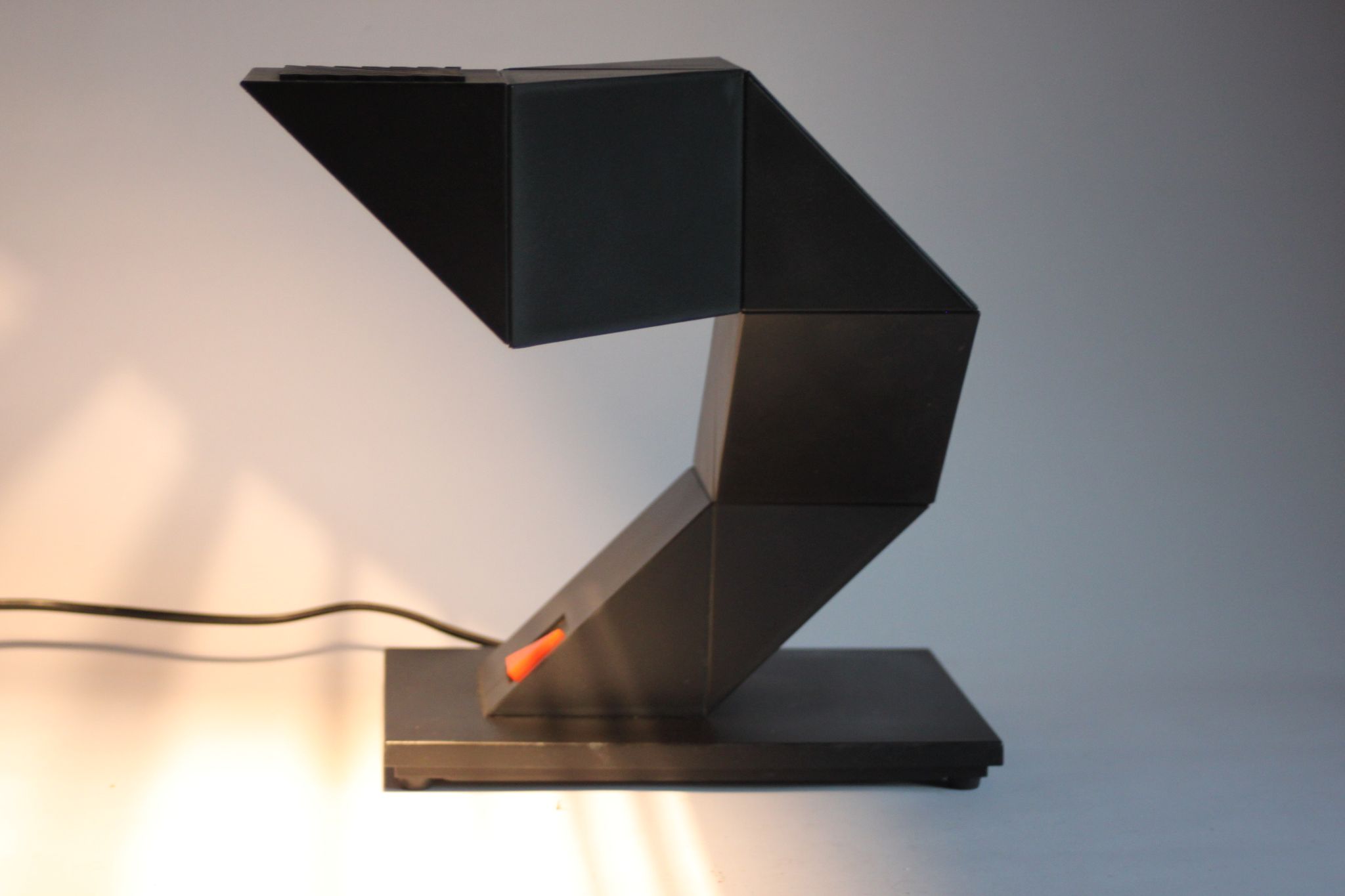 Zig Zag desk lamp by Shui Shan for Elite Lighting, 1980s