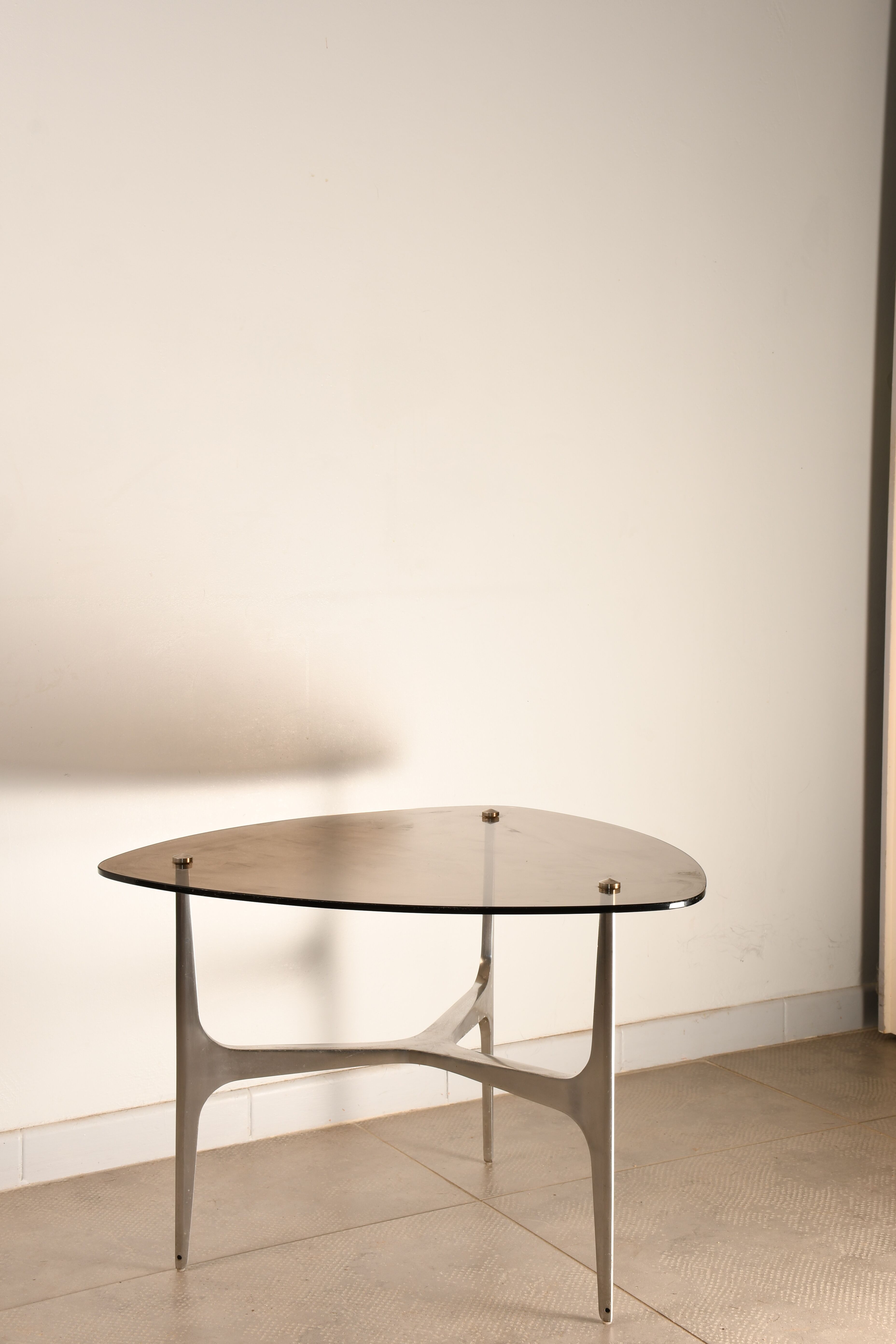 Design coffee table, glass top, aluminum legs