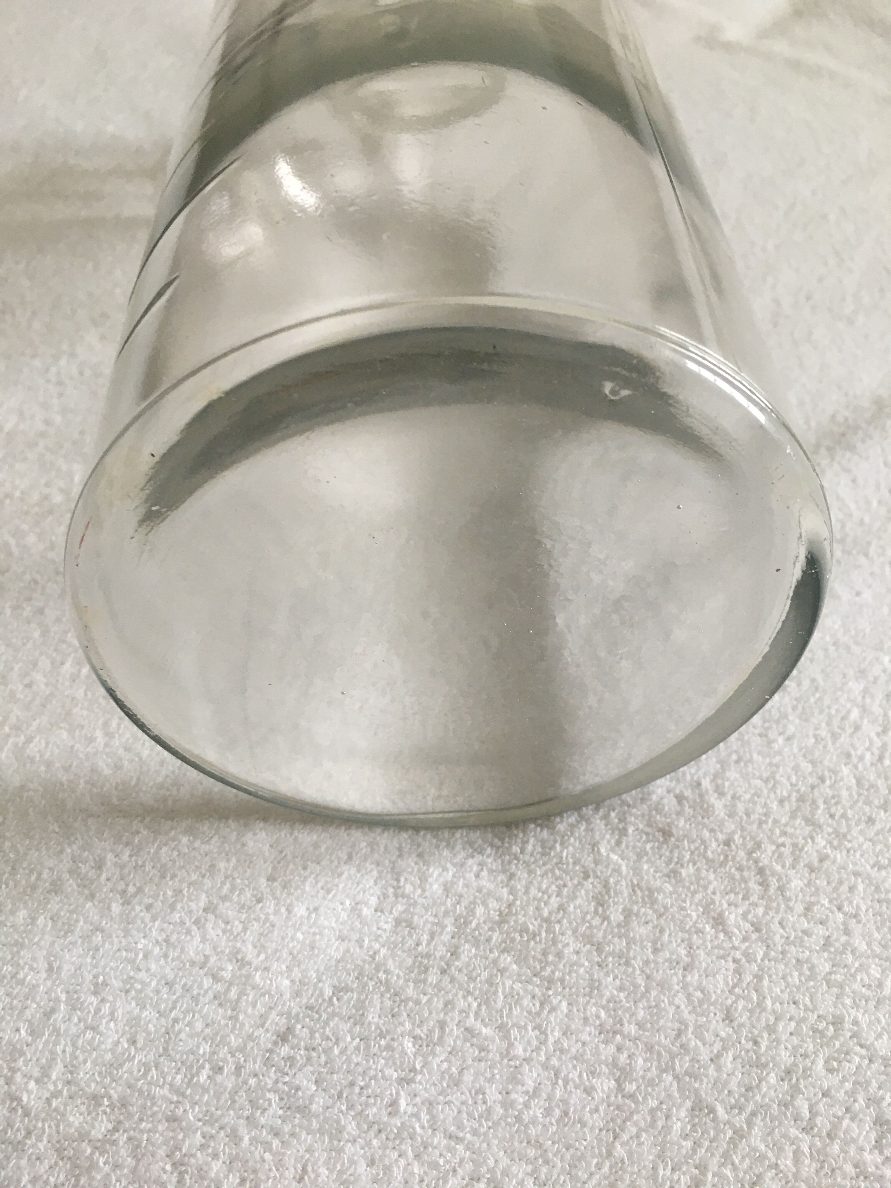 Measuring apothecary pot