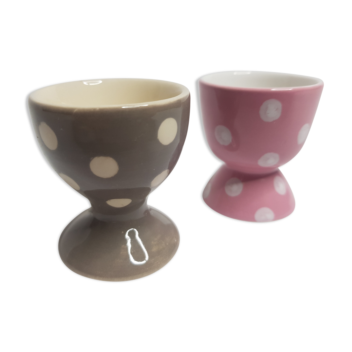 Ensemble de coquetiers au décor à pois gris et rose