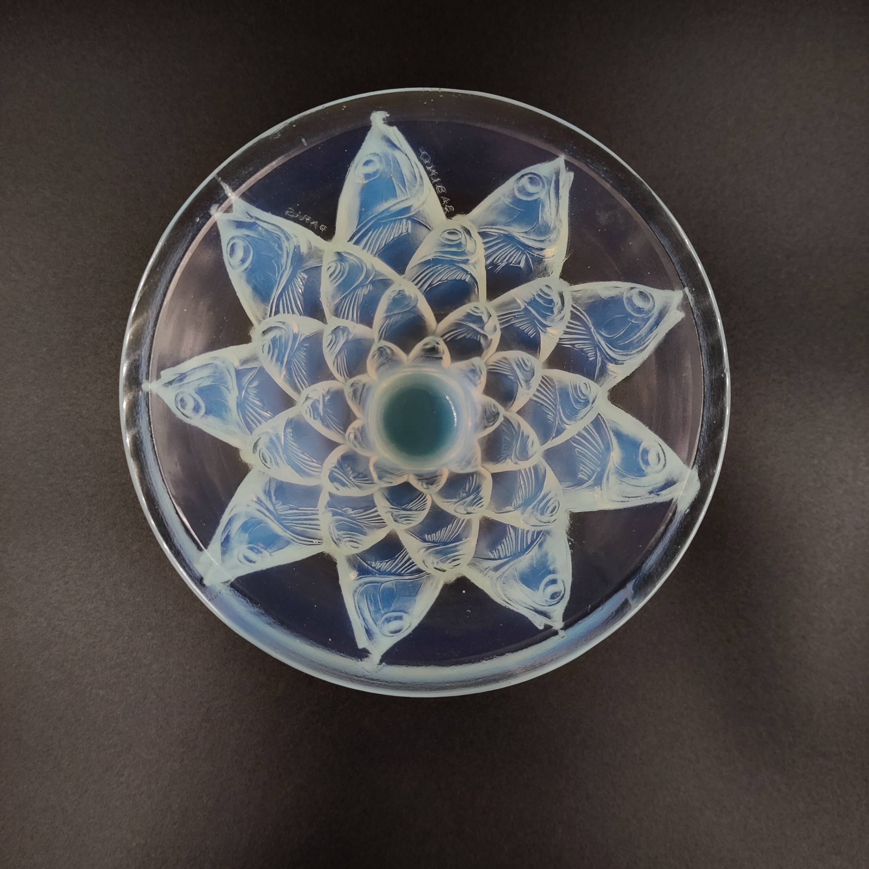 French Art Deco opalescent glass Vase by Sabino