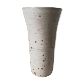 Vase in earthenware