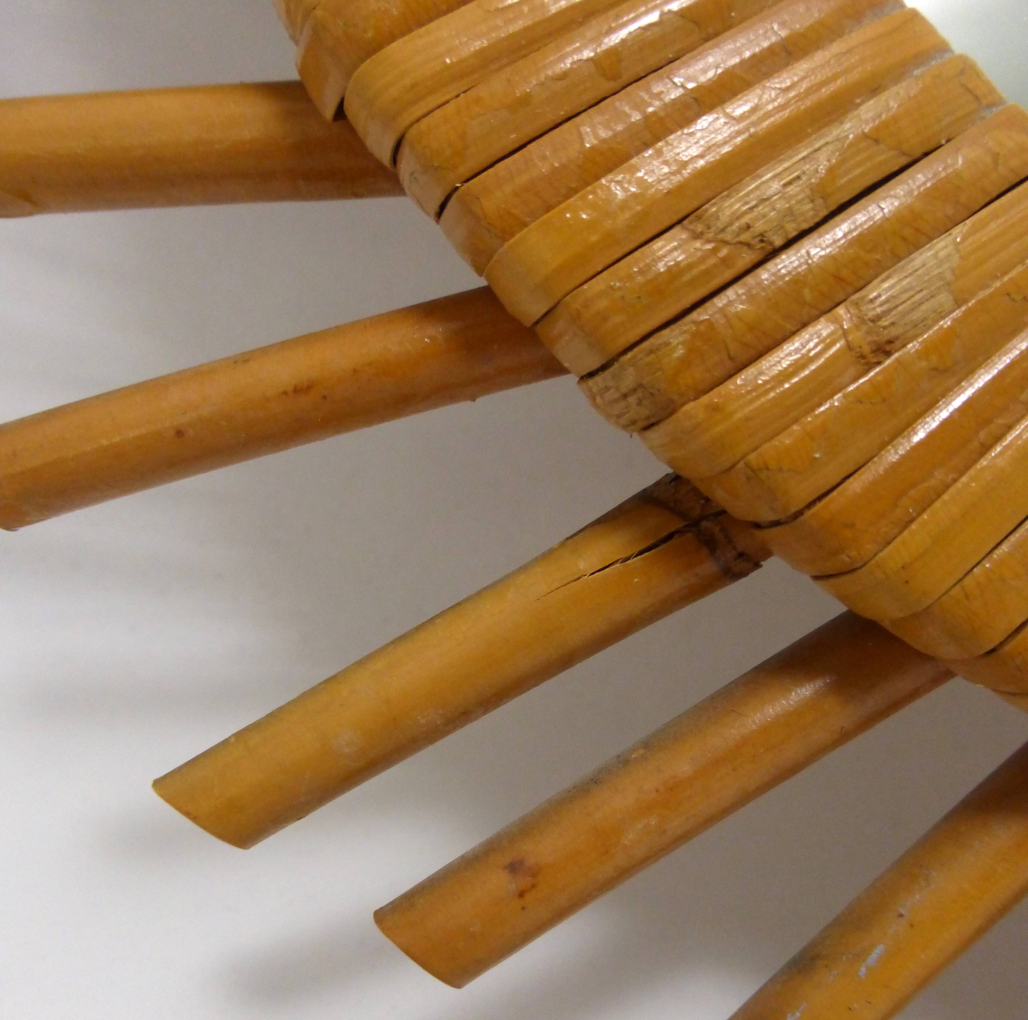 Mirror rattan oval radiating around 1960  - 37x50cm