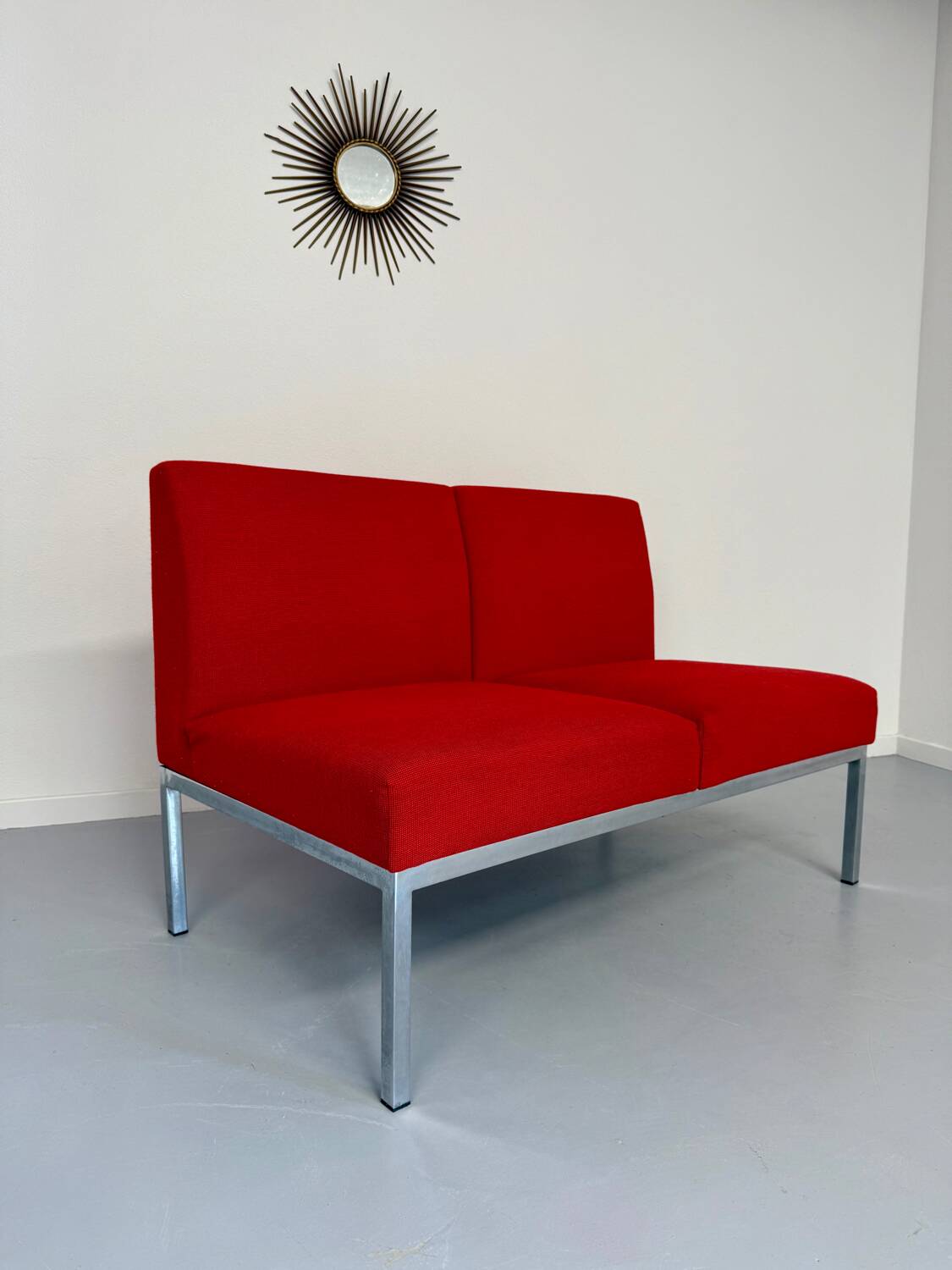Vintage 2-seater sofa from the 70s, Artifort design, red
