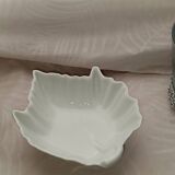 Numbered porcelain leaf pocket emptier