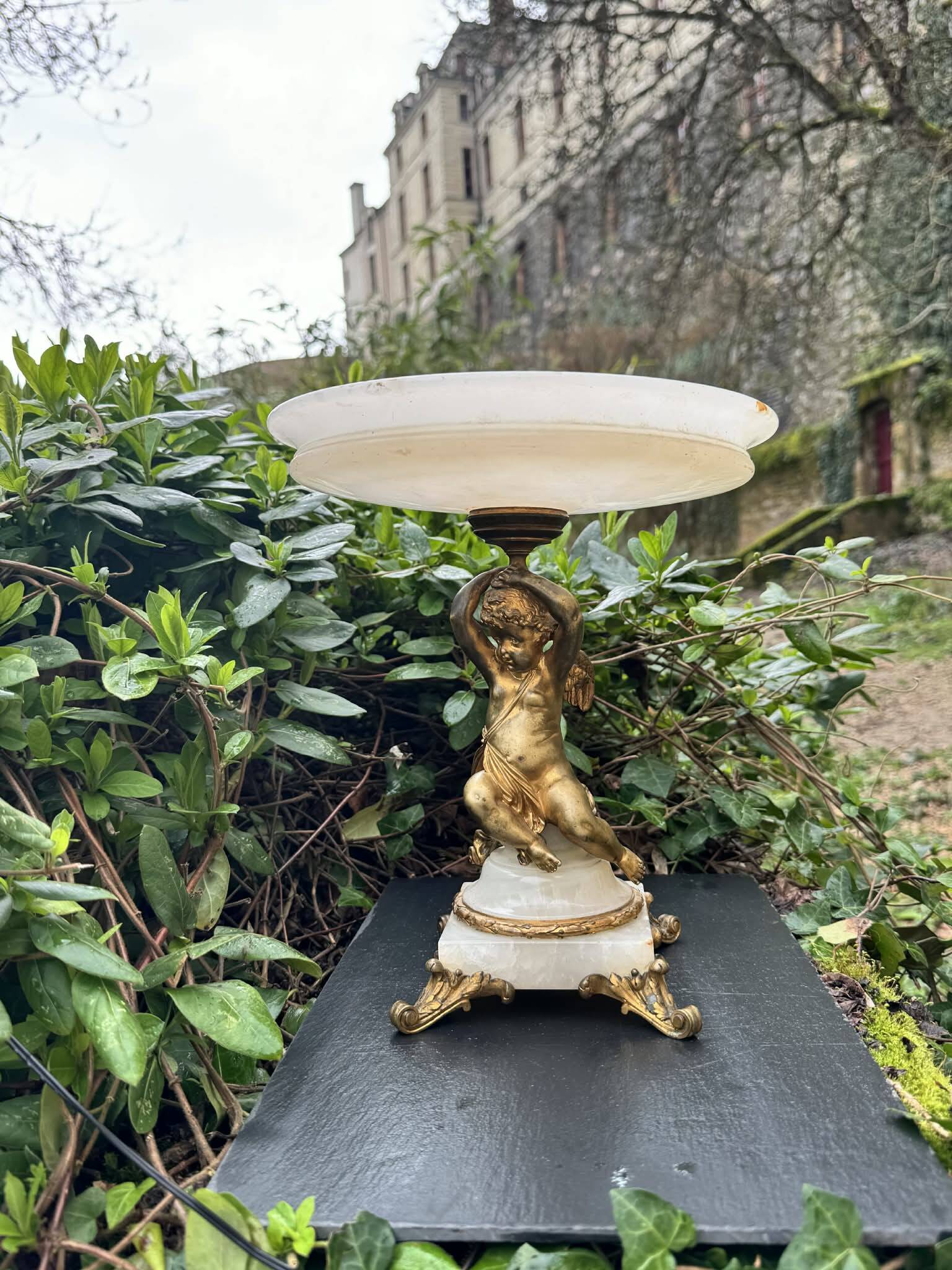 Large bronze and onyx catchall from French Algeria, late 19th century.