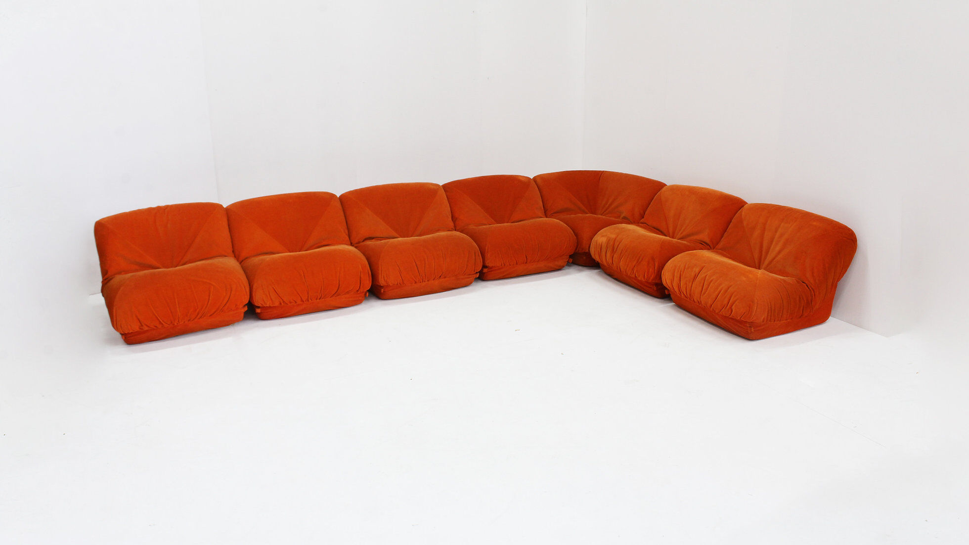 Airborne sectional sofa 'Patate' in orange corduroy, set of 7