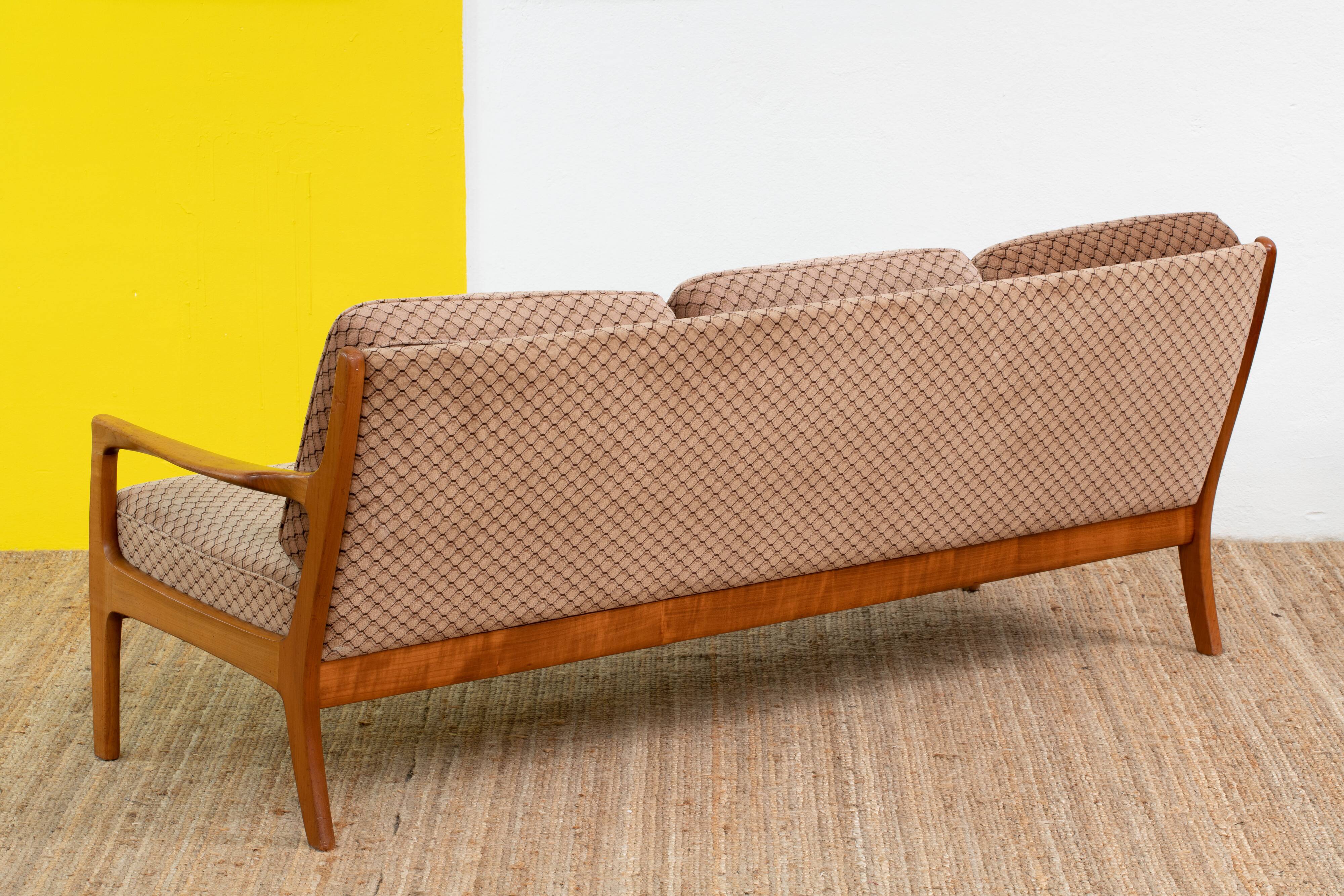 Vintage Scandinavian sofa – 199 cm
